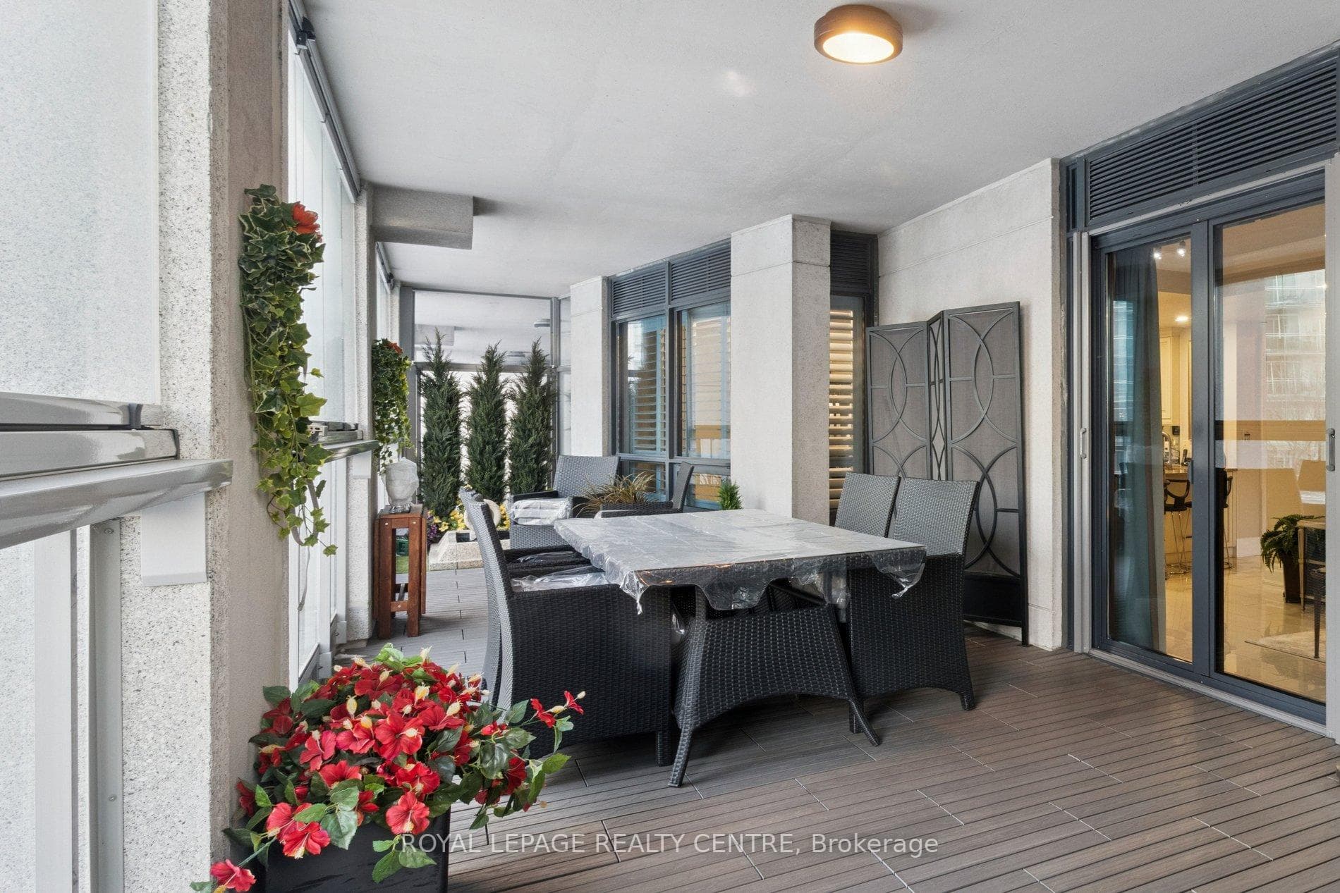 2095 Lake Shore Boulevard Unit 220 photo 22