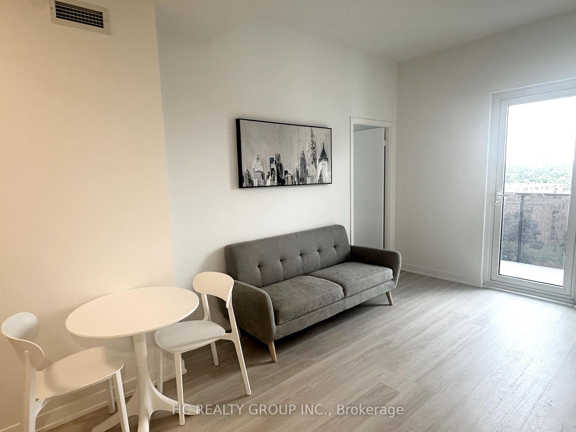 500 Wilson Avenue Unit 810 photo 2