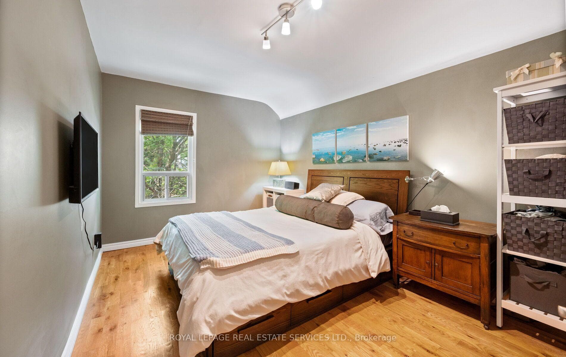 613 Beresford Avenue photo 23