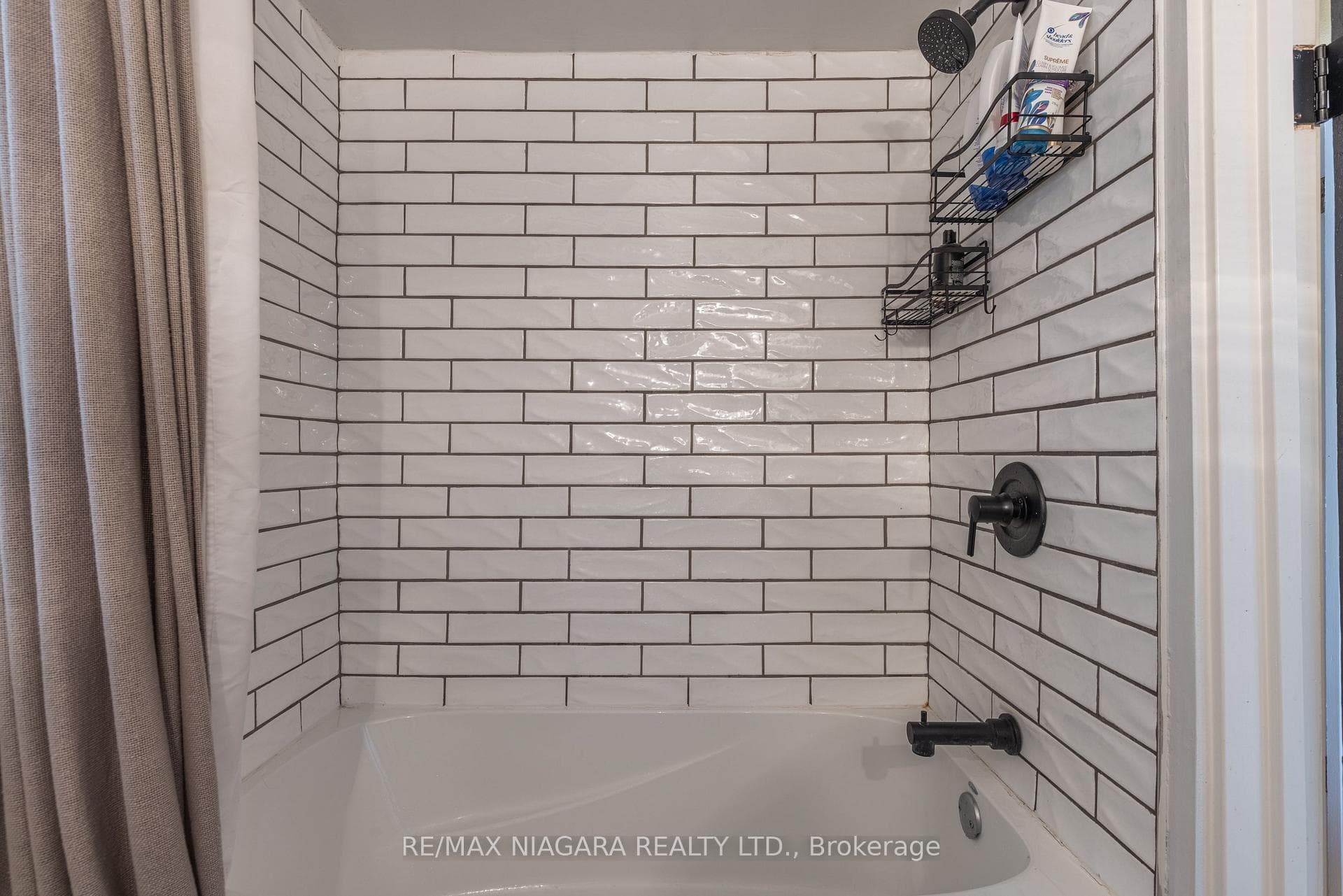 8171 Lamont Avenue photo 17