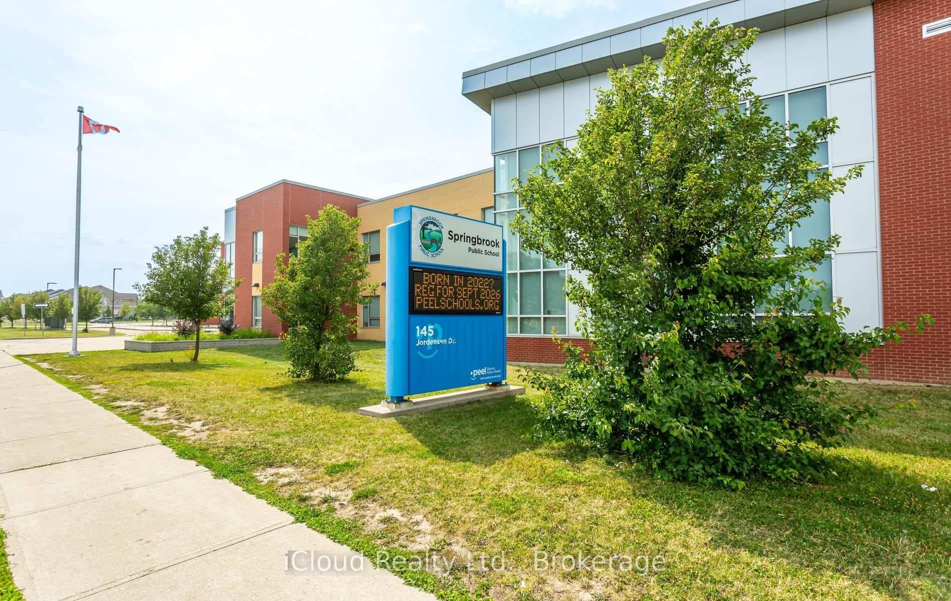 39 Flurry Circle photo 36