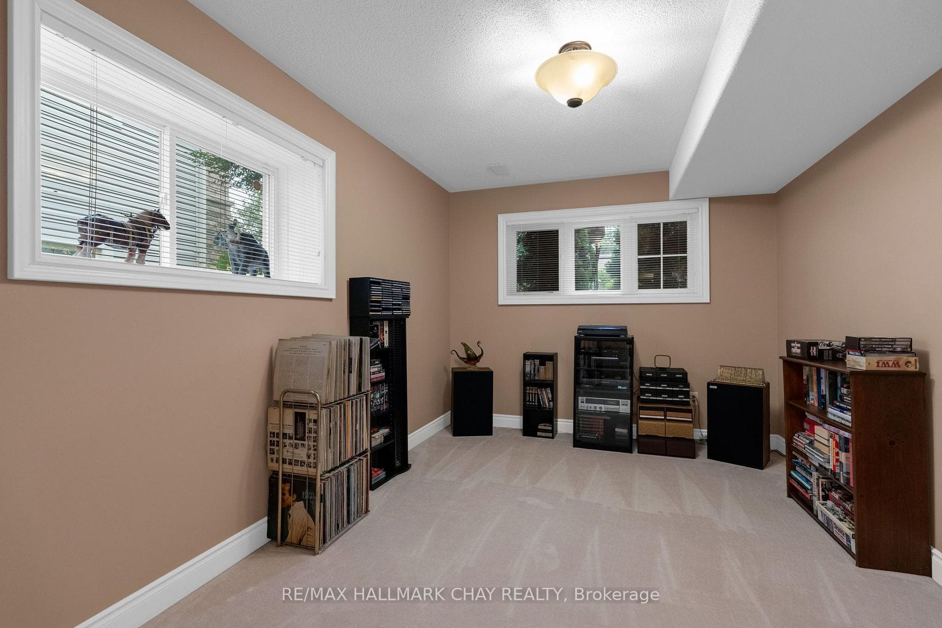 24 Northwood Drive photo 31
