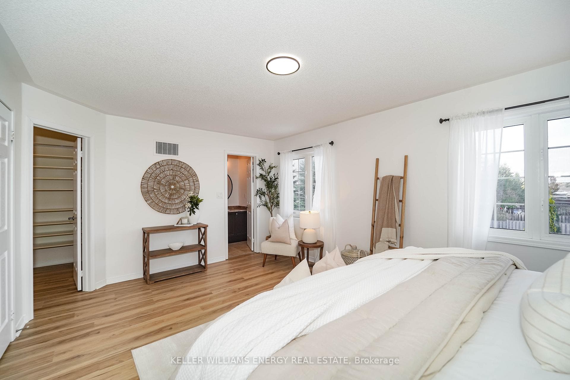 38 Elliottglen Drive photo 15