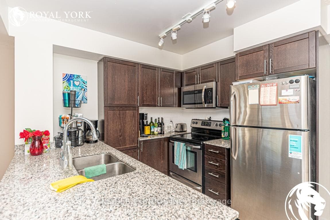 800 Lawrence Avenue Unit 1314 photo 2