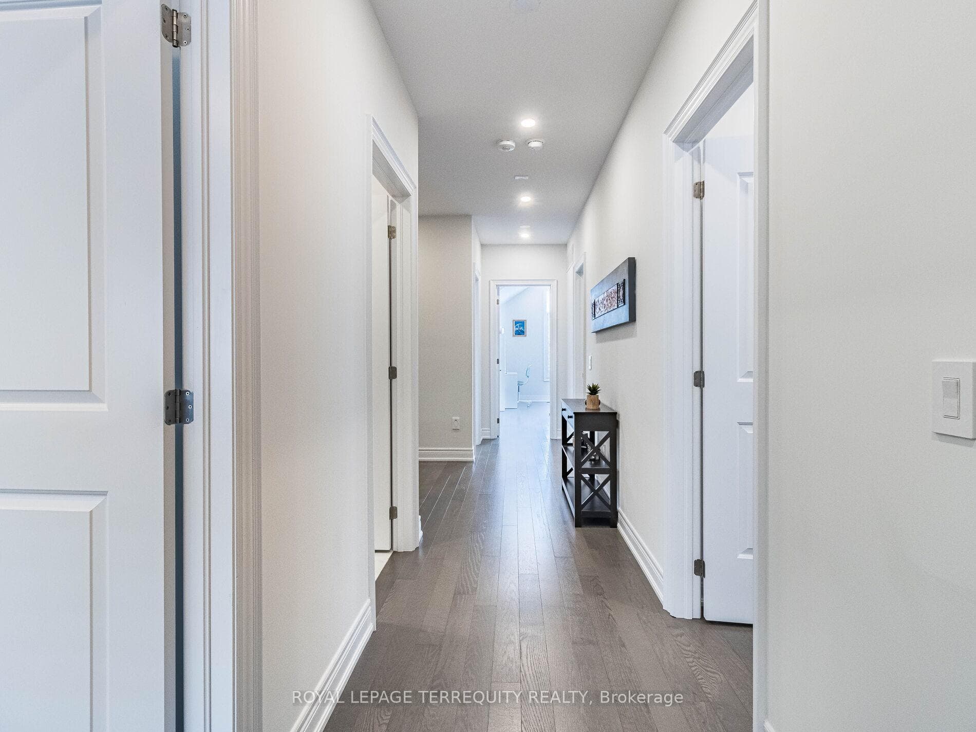 1386 Queens Plate Road photo 19
