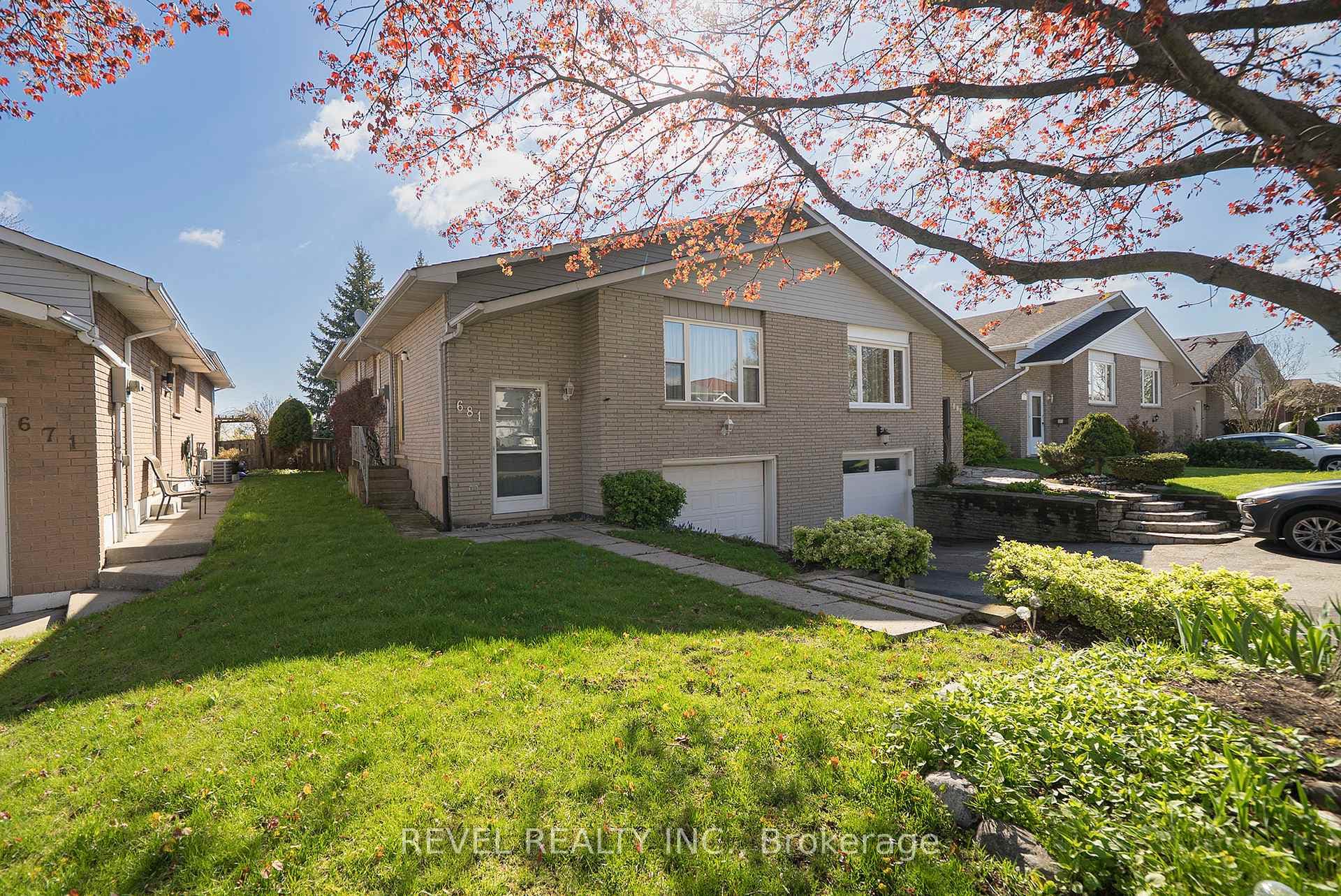 681 Upper Horning Road photo 3