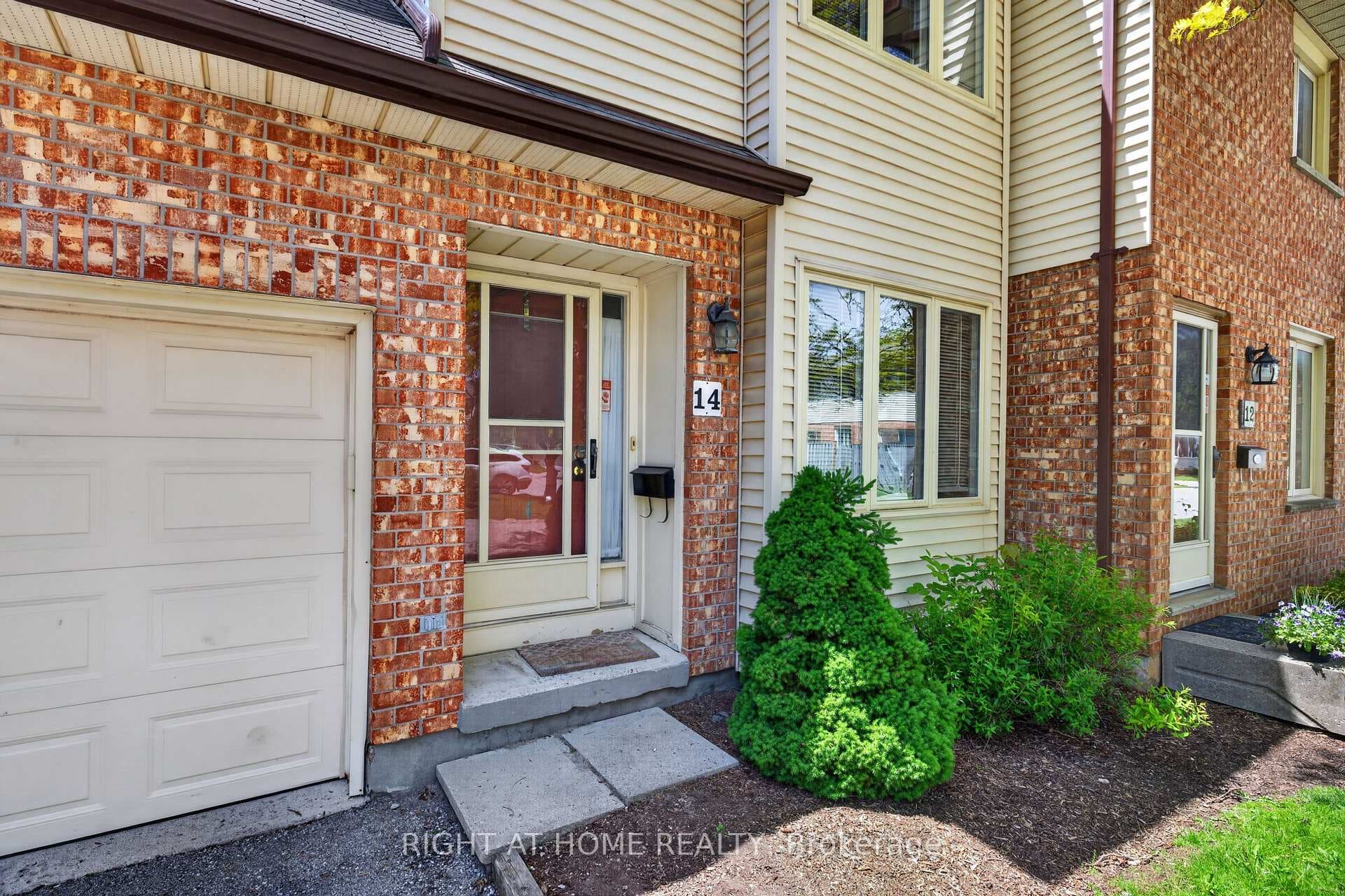 308 Conway Drive Unit 14 photo 4