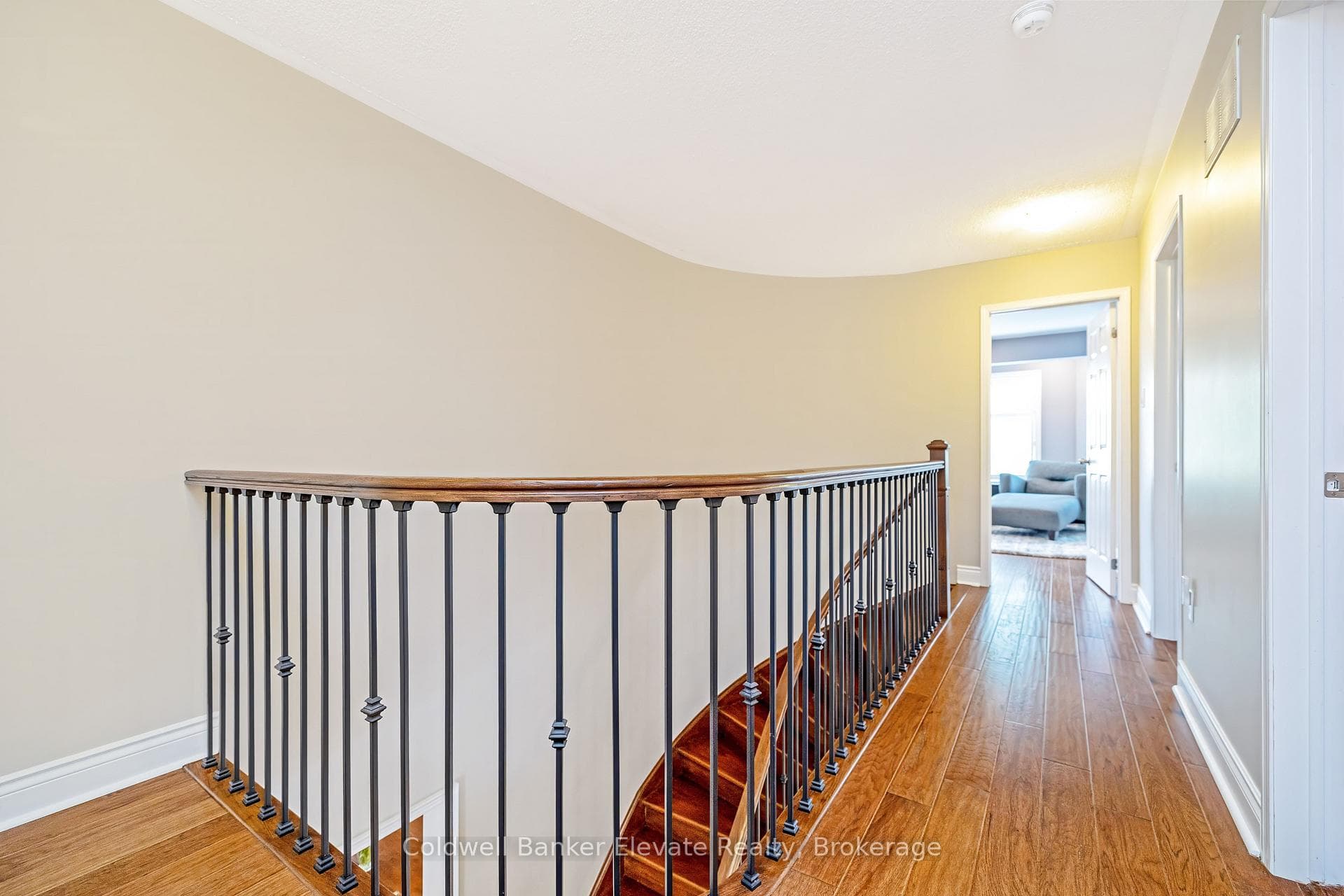 52 Curry Crescent photo 24