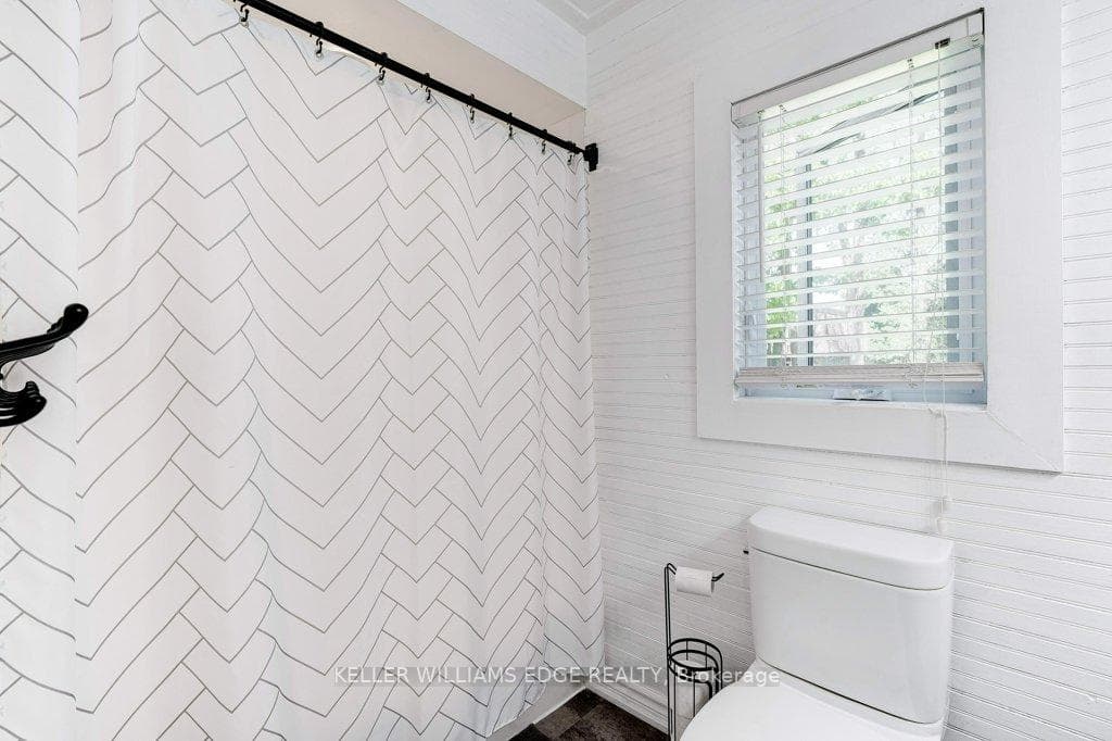 2185 Meadowbrook Road photo 20