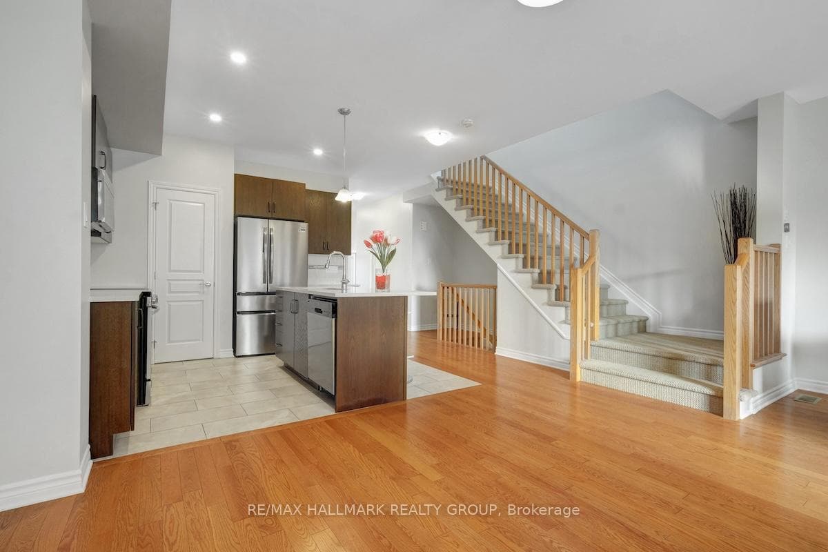 199A Shinny Avenue photo 11