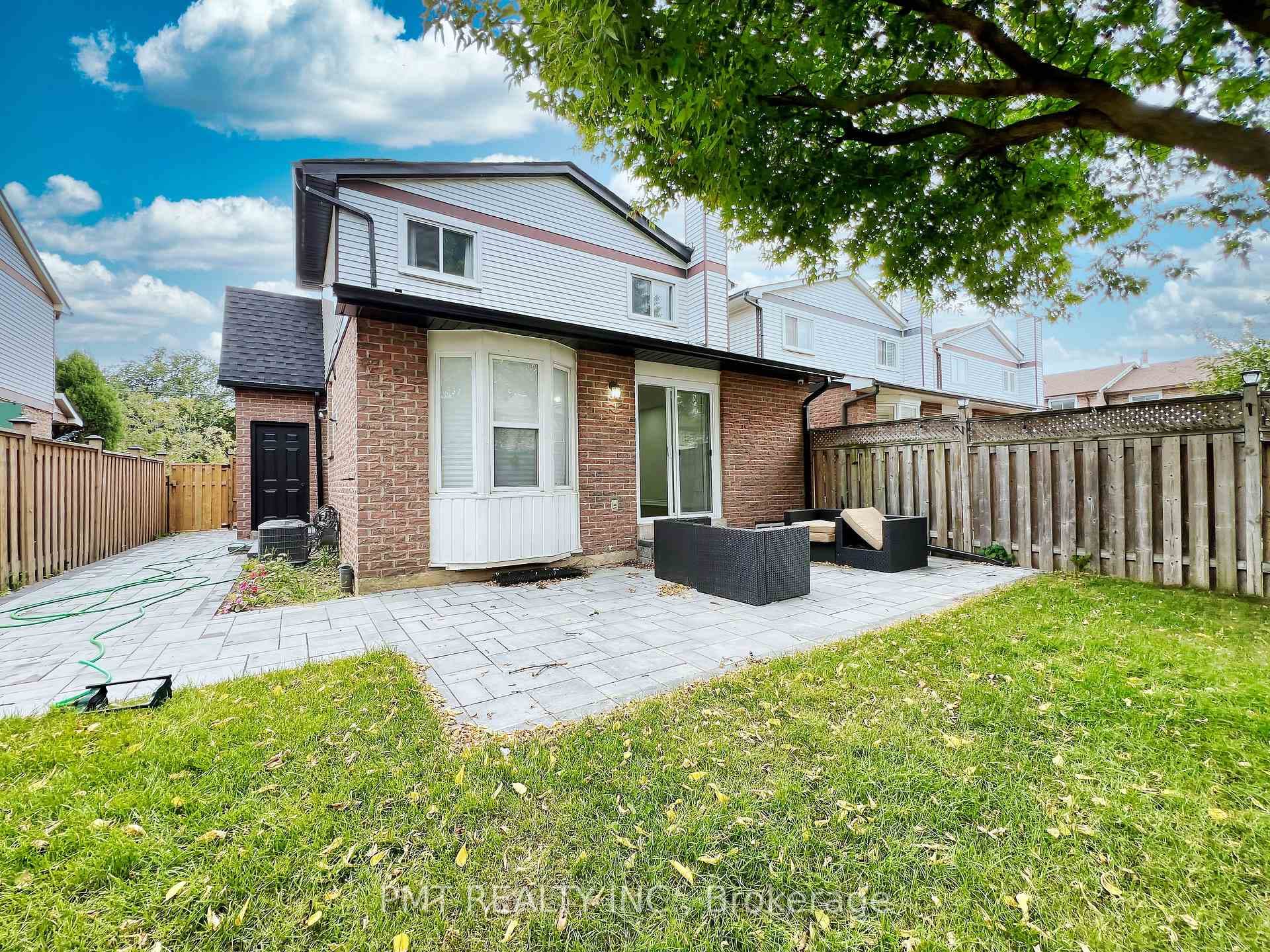 81 Burlington Street photo 49