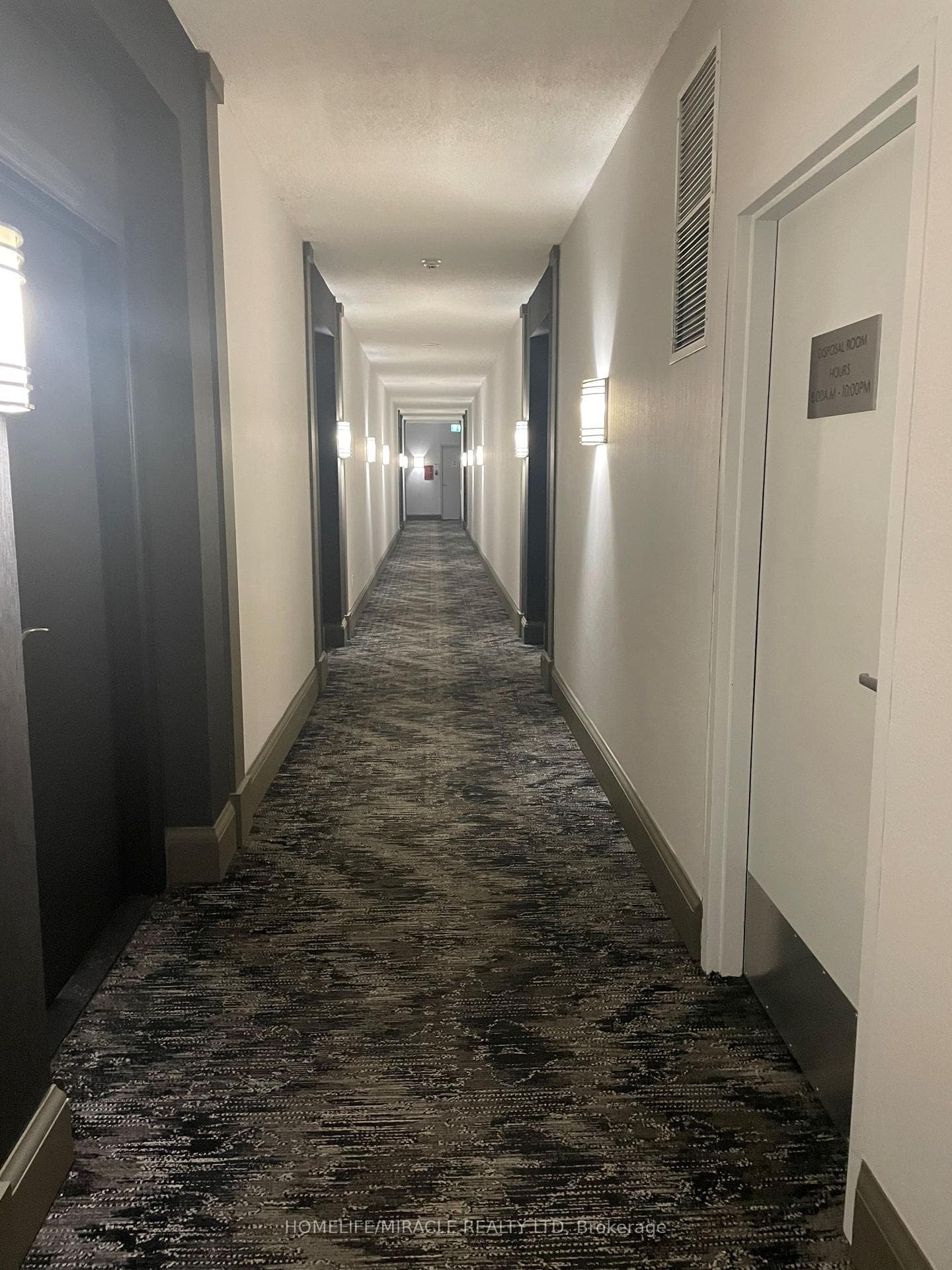 2067 Lake Shore Boulevard Unit 801 photo 3