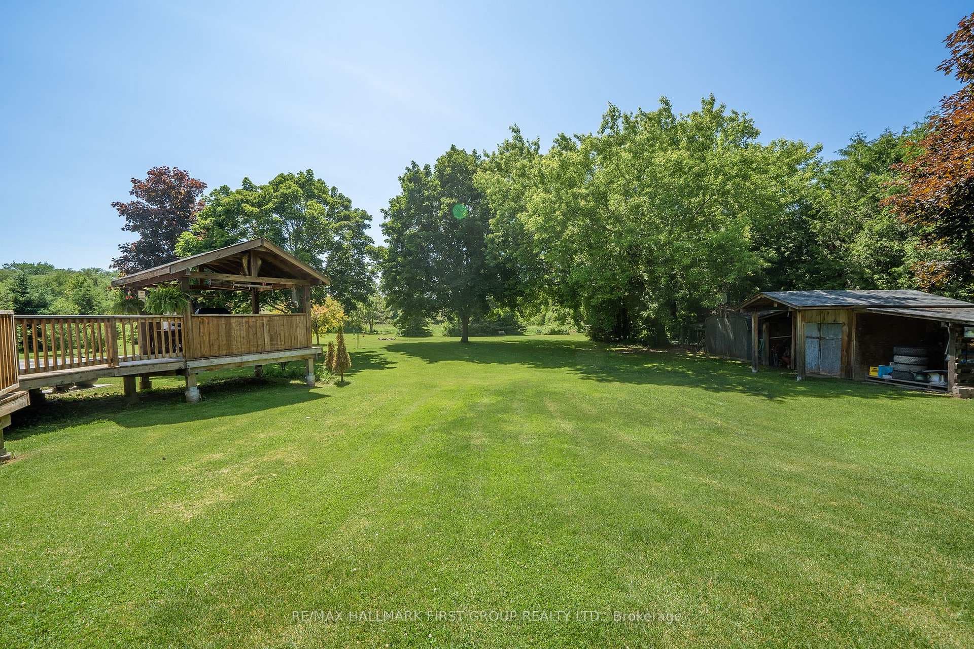 5256 Hillview Drive photo 34