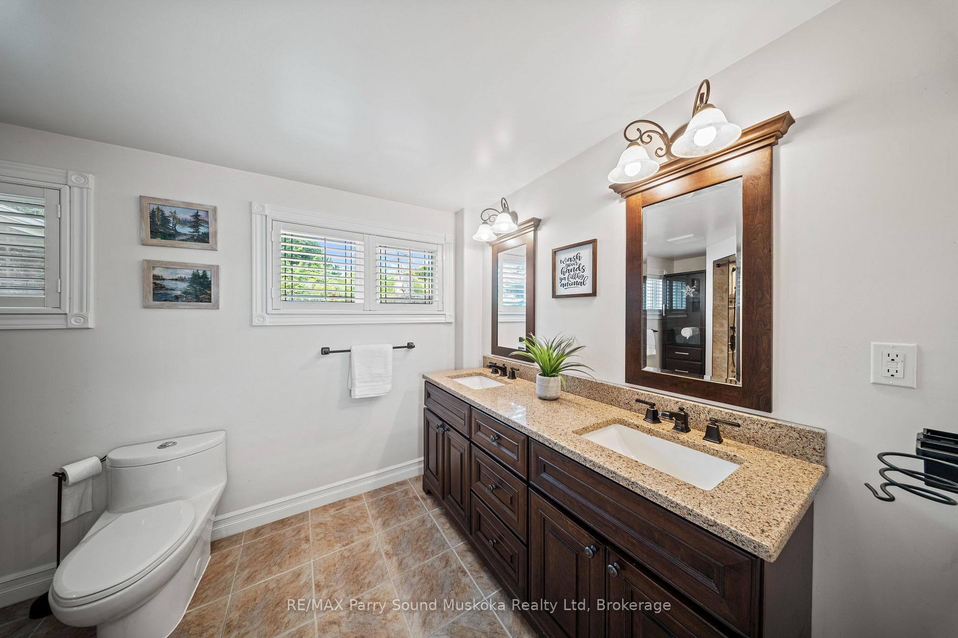 Double sink