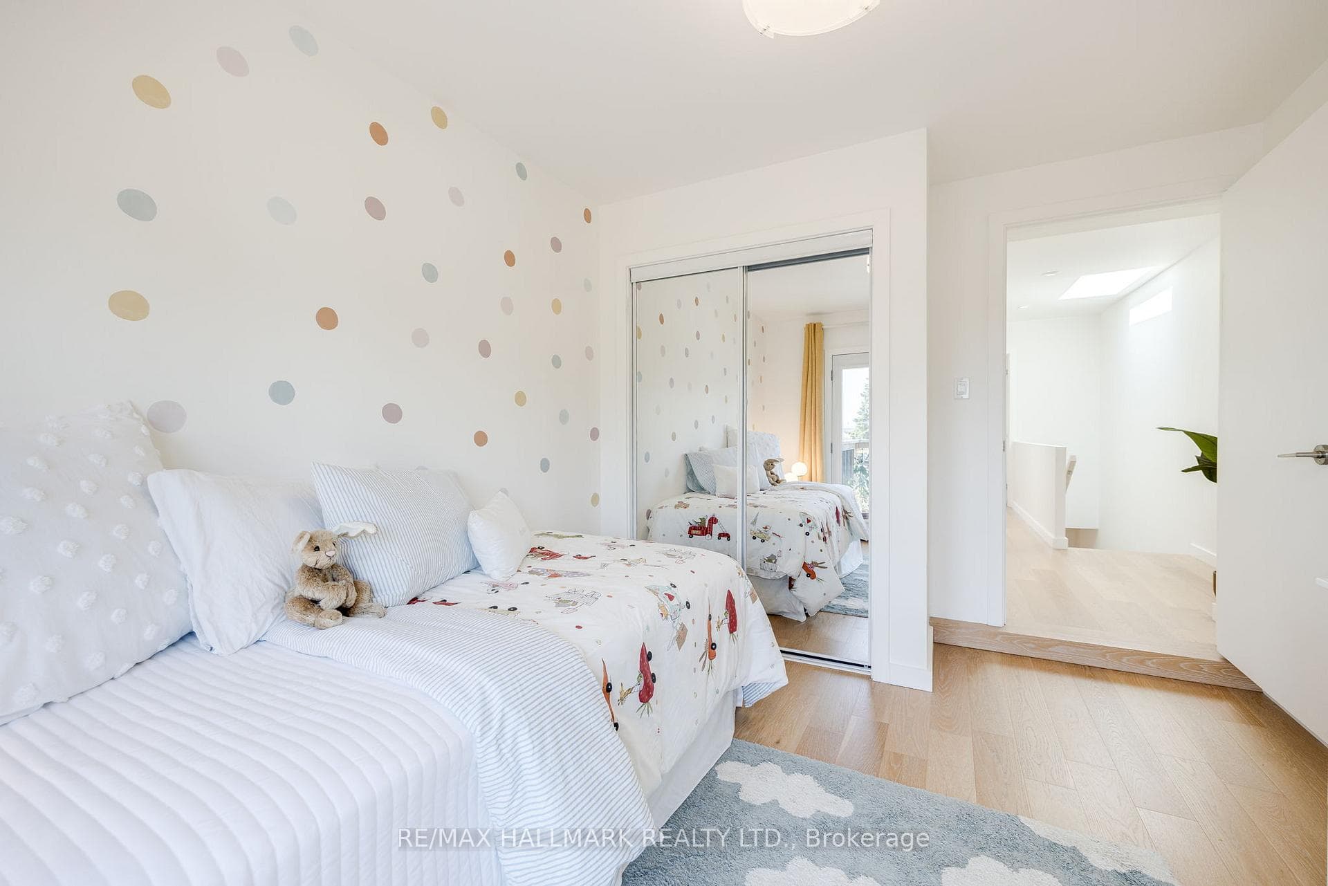 9 Myrtle Avenue photo 25
