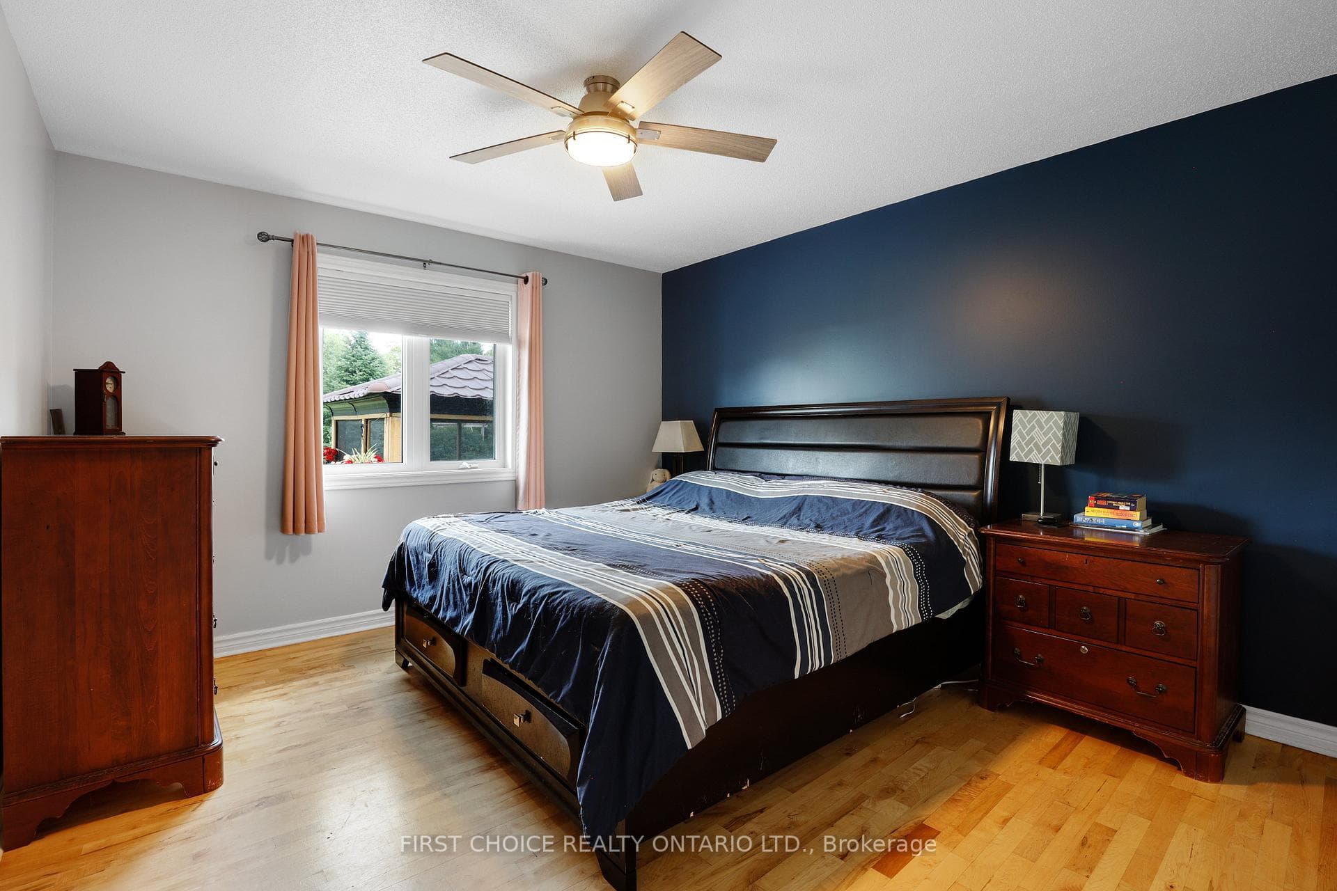5857 Trudeau Avenue photo 40