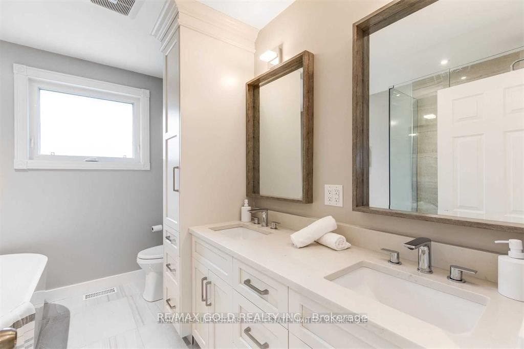 3472 Rexway Drive photo 8