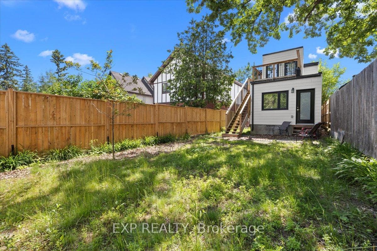 183 Britannia Road Unit 2 photo 25