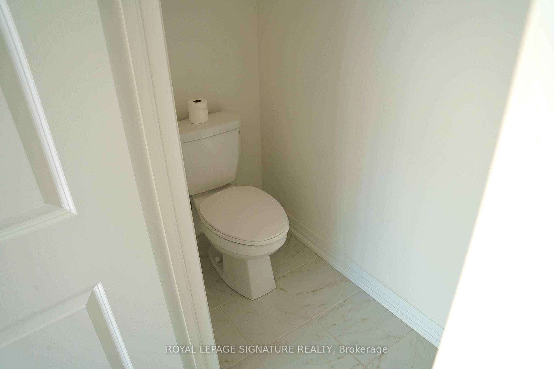 150 Glendale Avenue Unit 44 photo 5