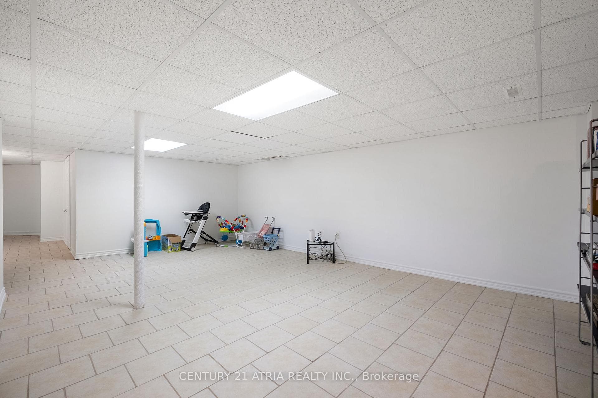 42 Fifefield Drive photo 27