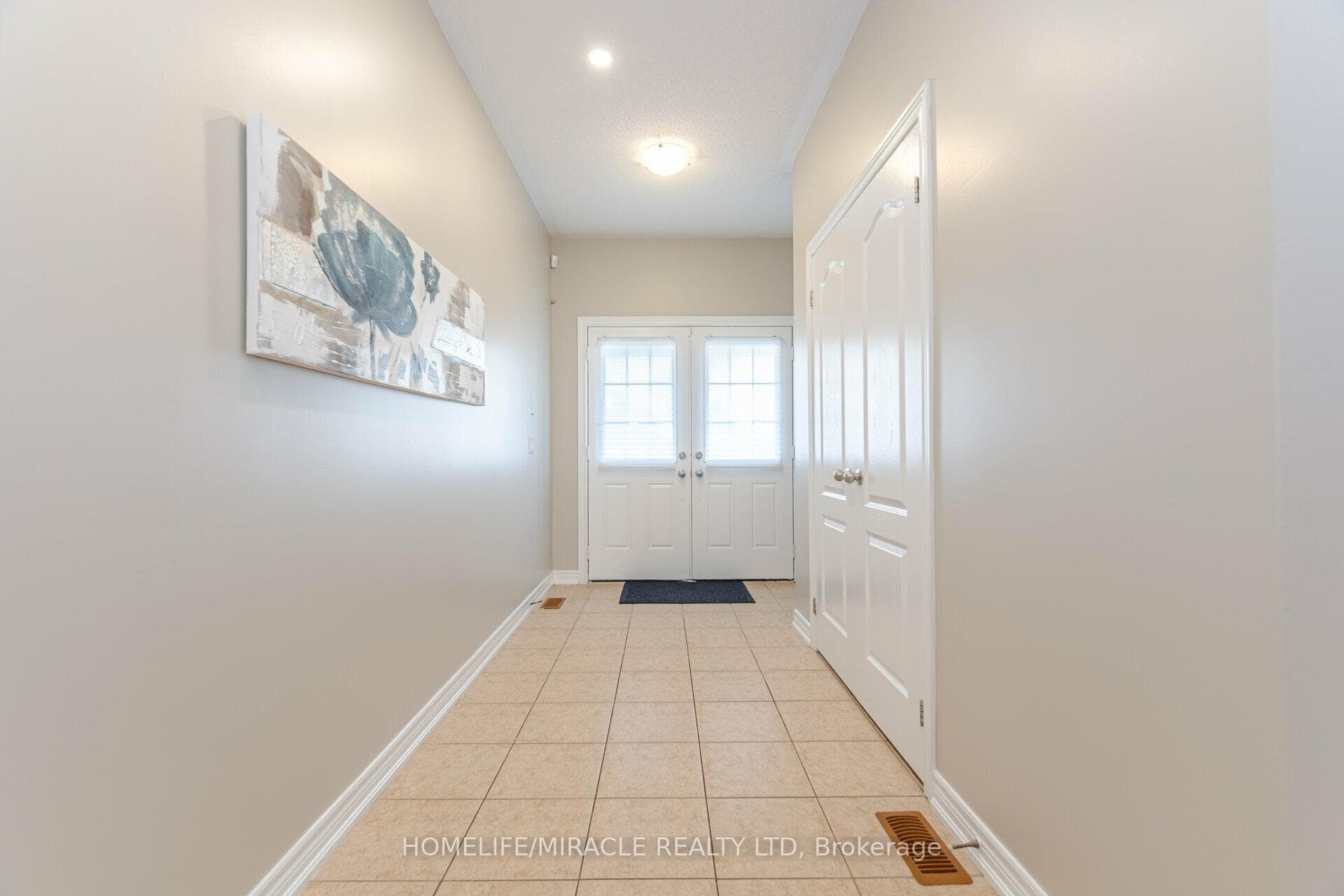 815 Miltonbrook Crescent photo 2