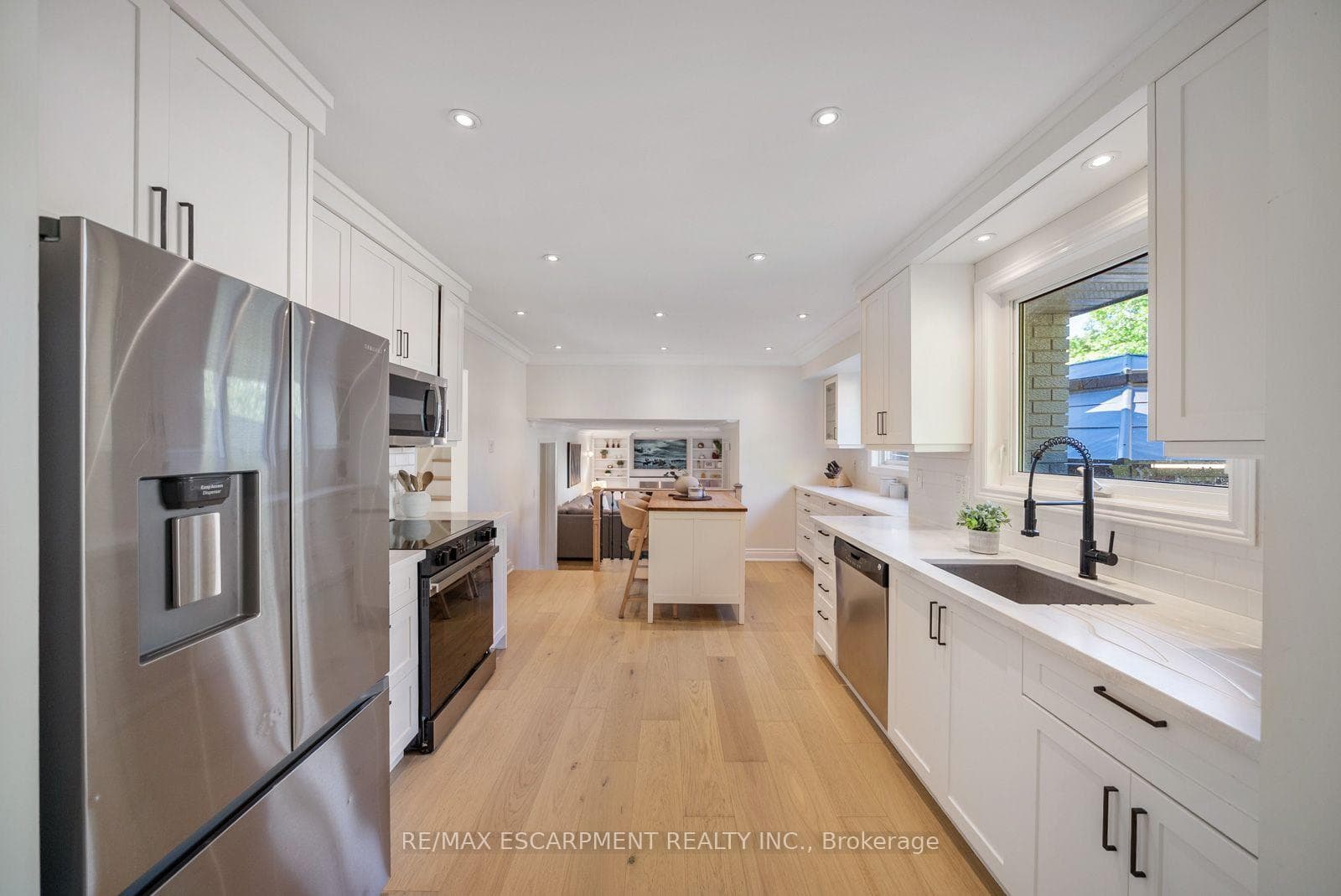 134 Fairwood Place photo 13