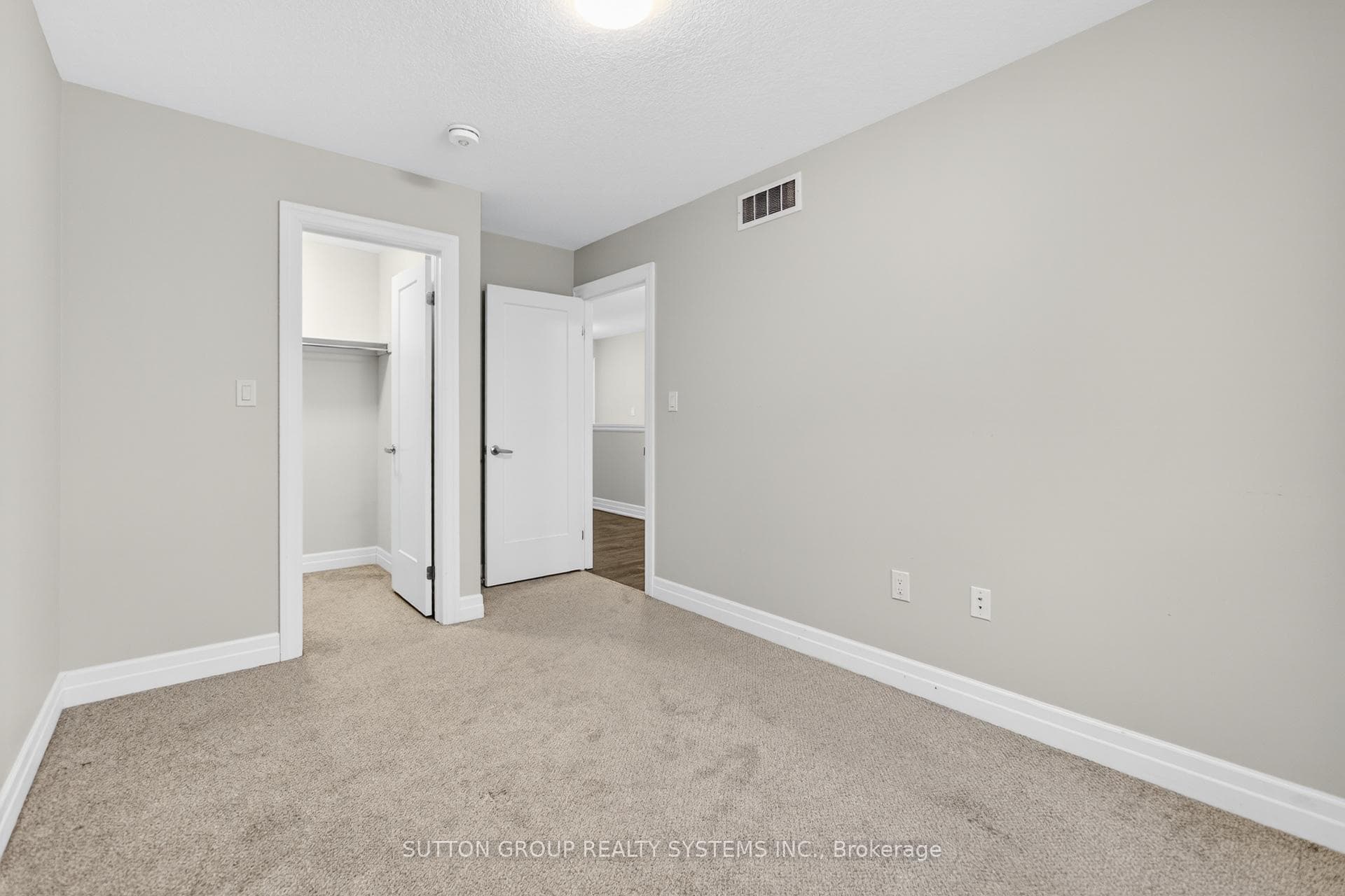 54 Nieson Street photo 33