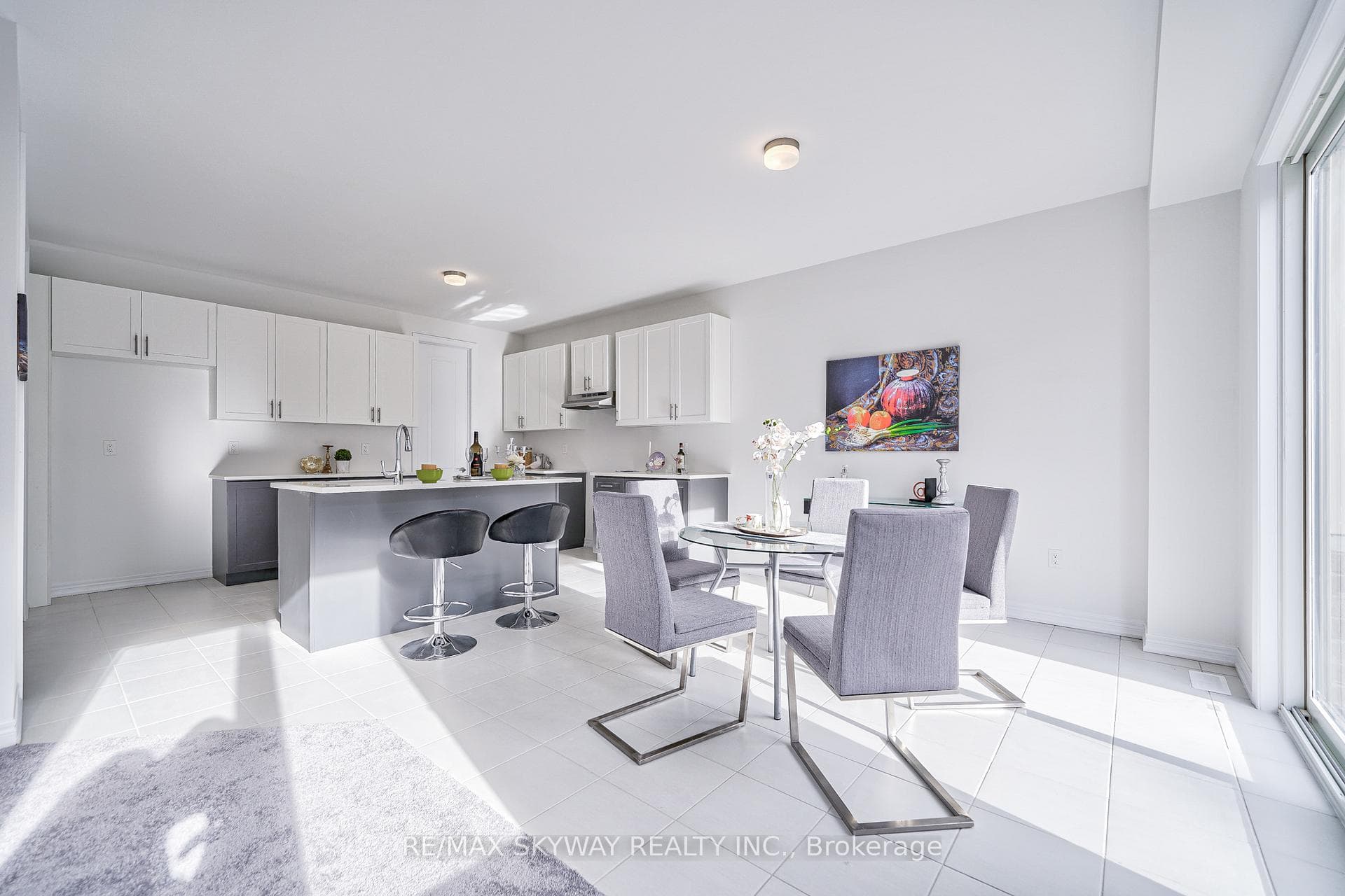 2073 Chris Mason Street photo 13