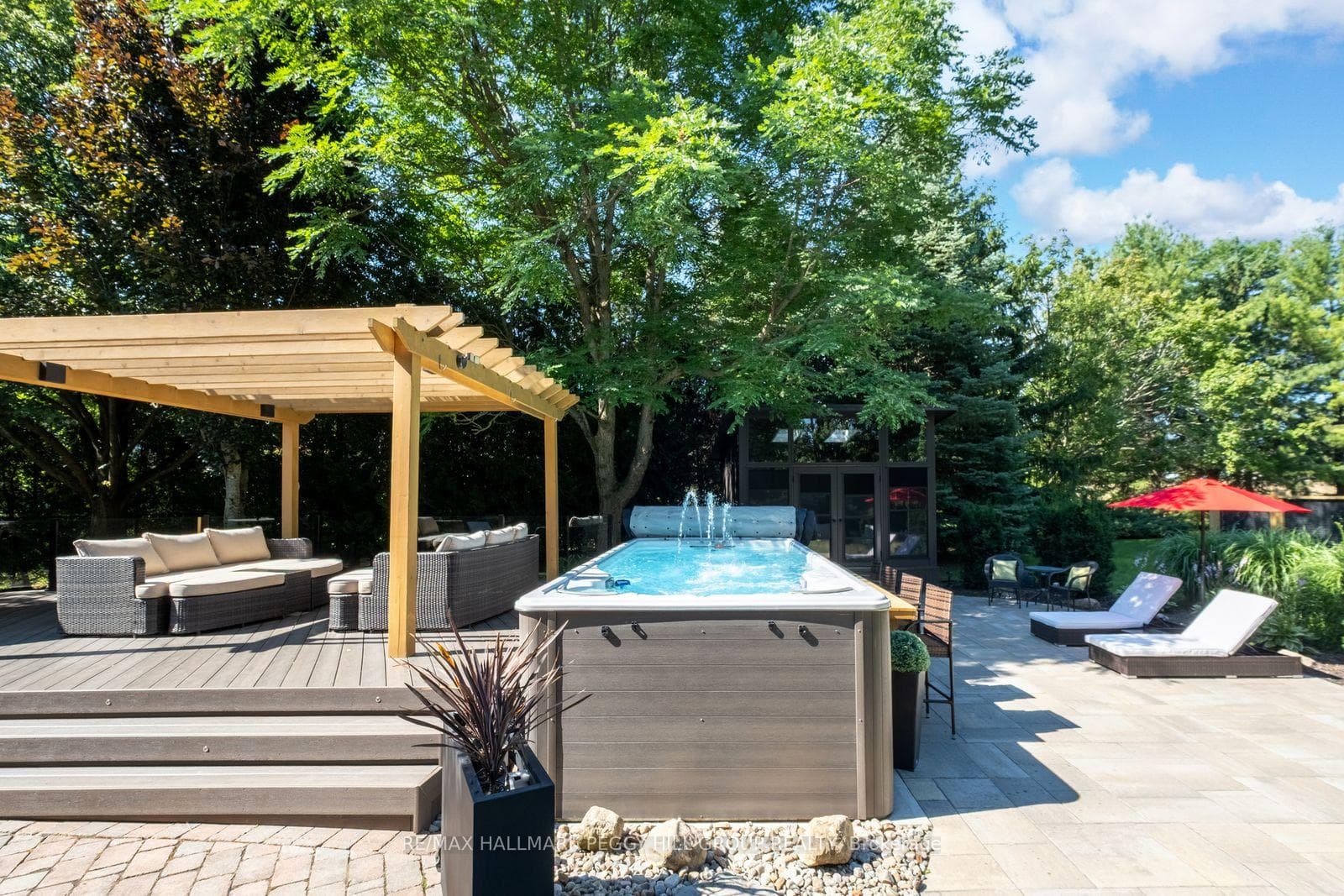 68 Mactaggart Drive photo 23