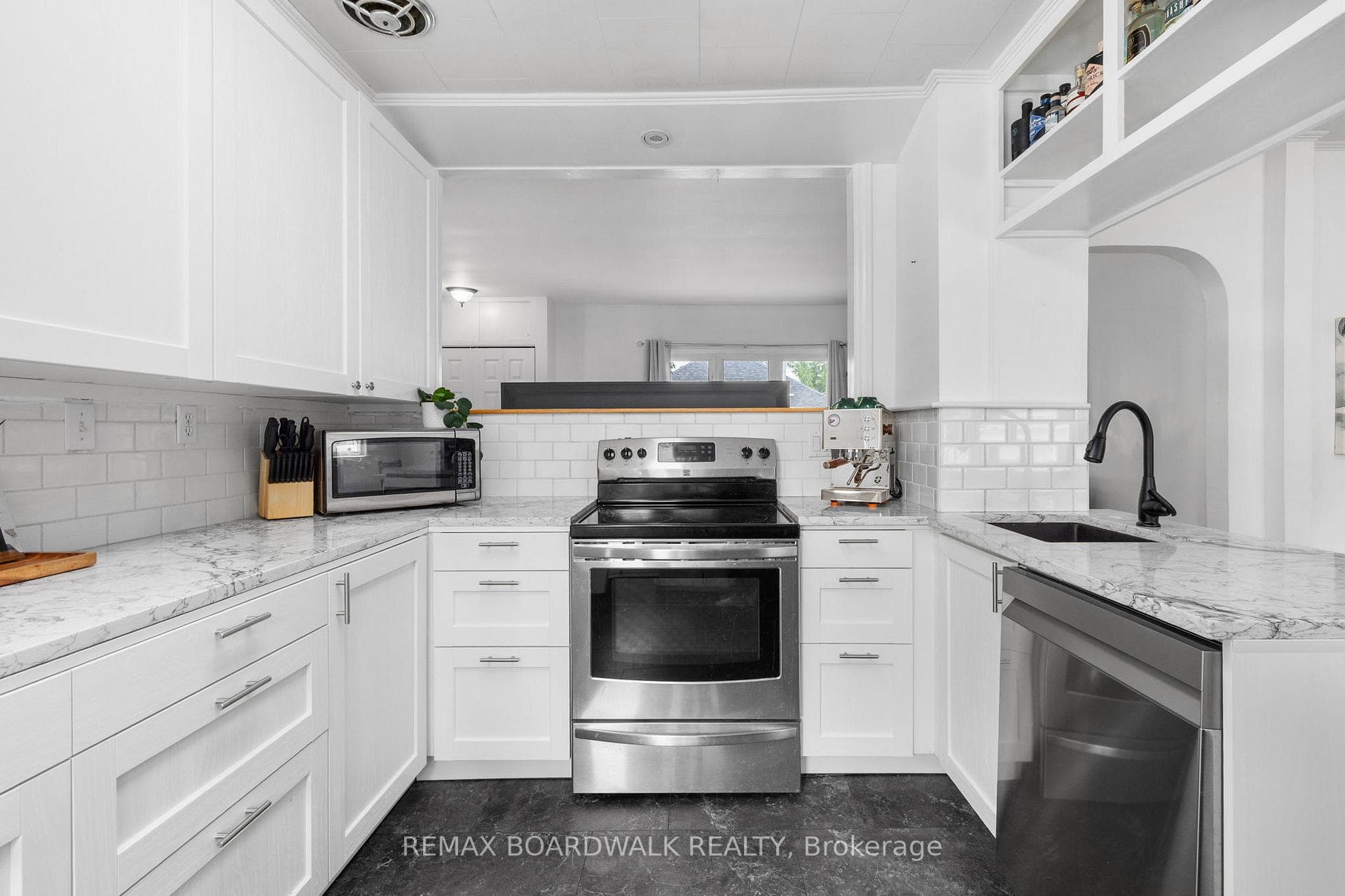 111 Beckwith Street photo 11