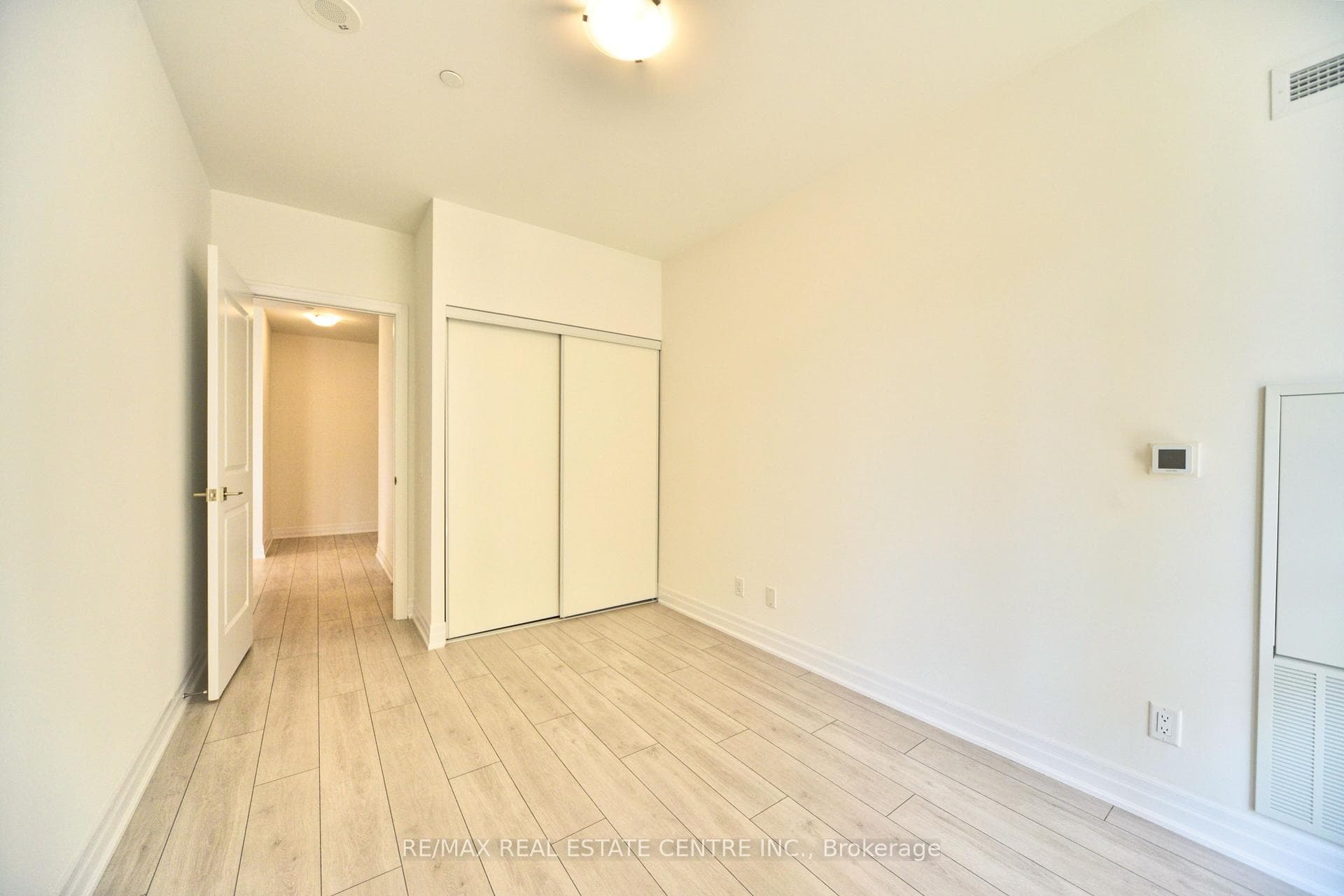 30 Elm Drive Unit 210 photo 25
