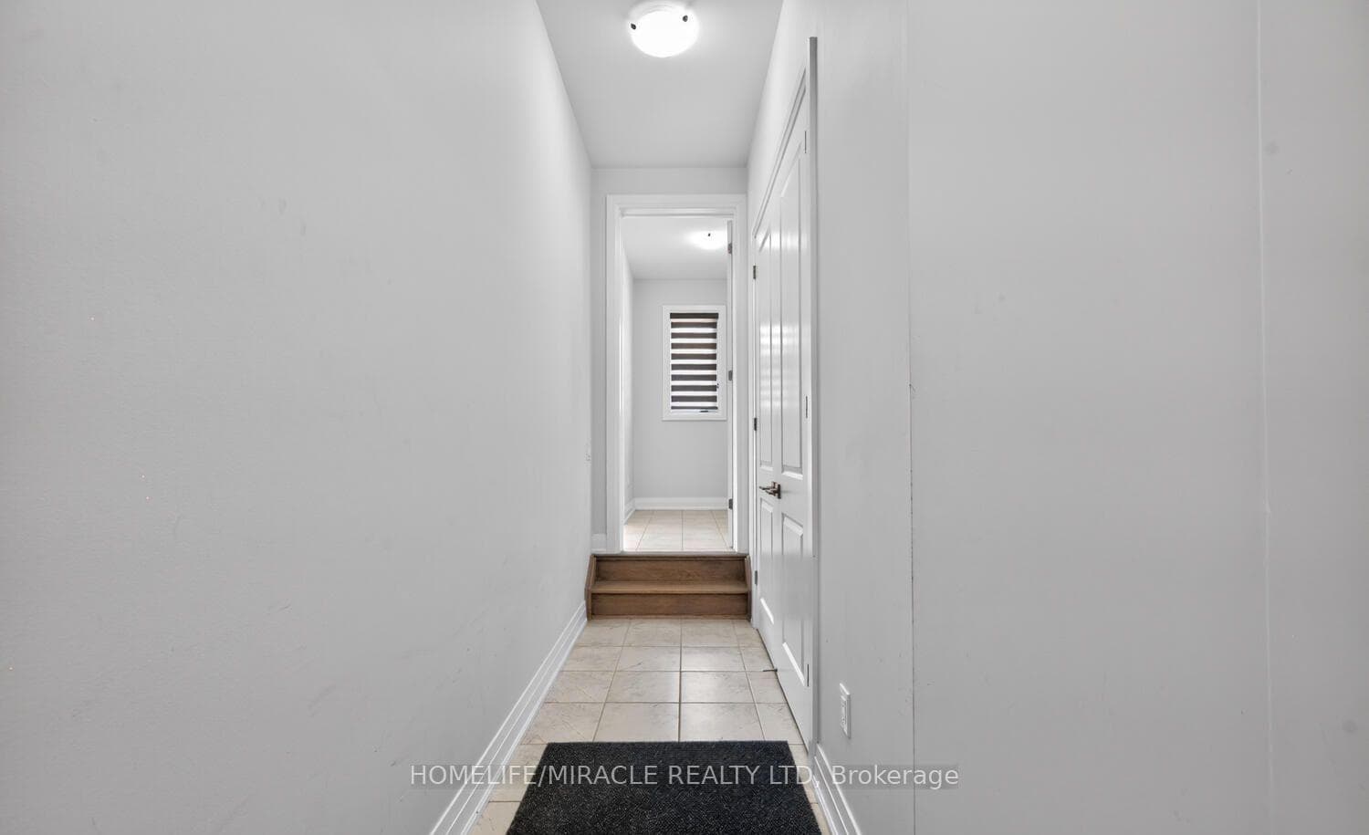 1032 Edinburgh Drive photo 23