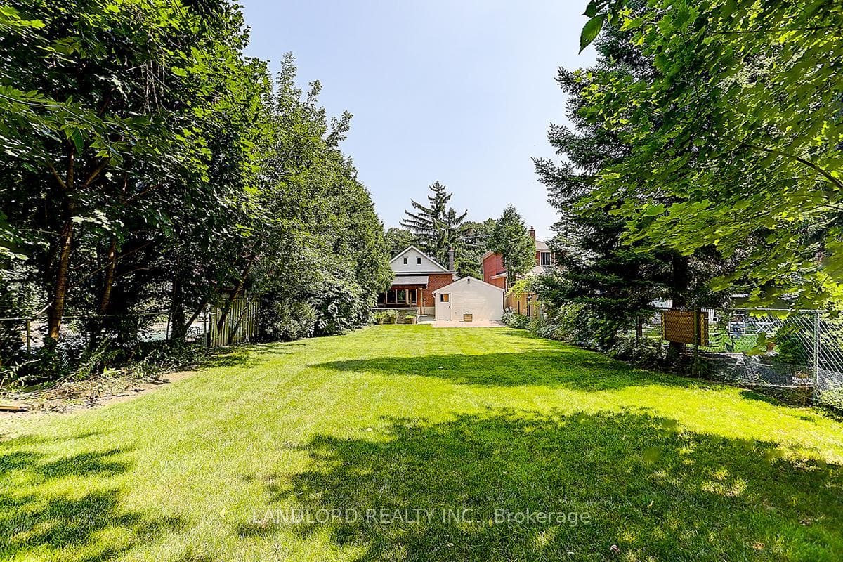 64 Shaver Avenue photo 40