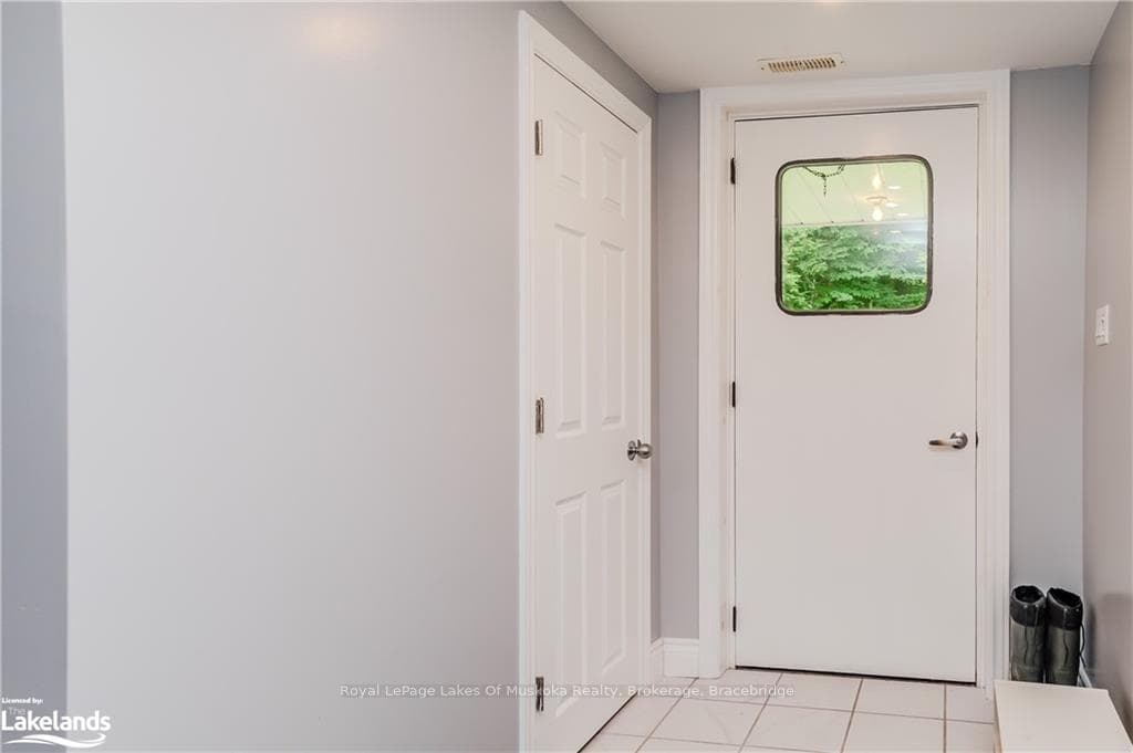 76 BRIDGEDALE Road photo 27