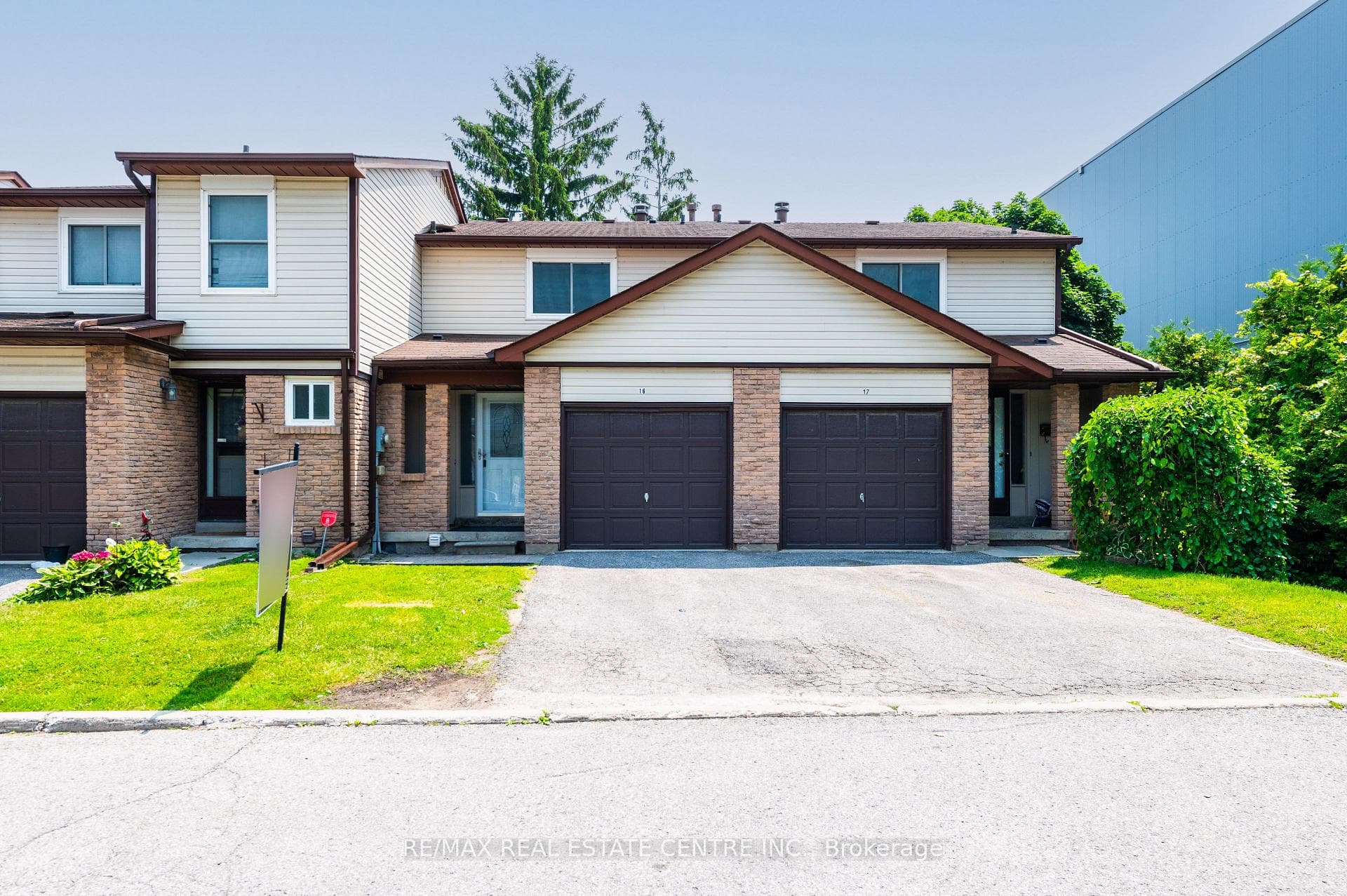 1330 Trowbridge Drive Unit 16 photo 4