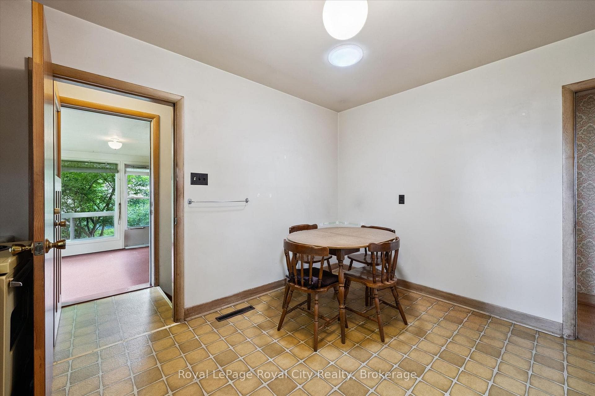 45 Waverley Drive photo 15