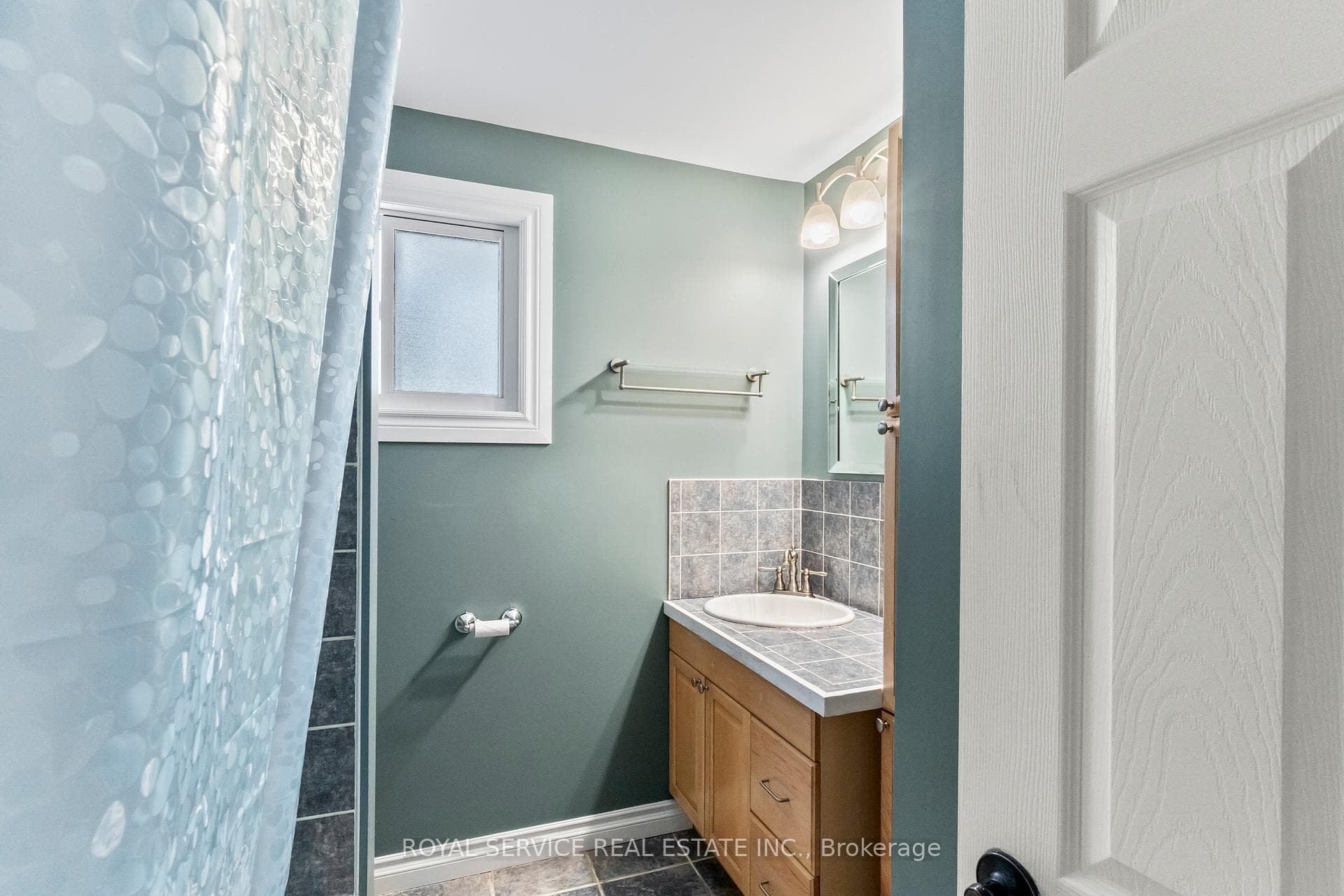 Main Floor Bath