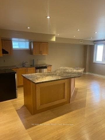 63 Daniel Reaman Crescent Unit BSMT photo 8