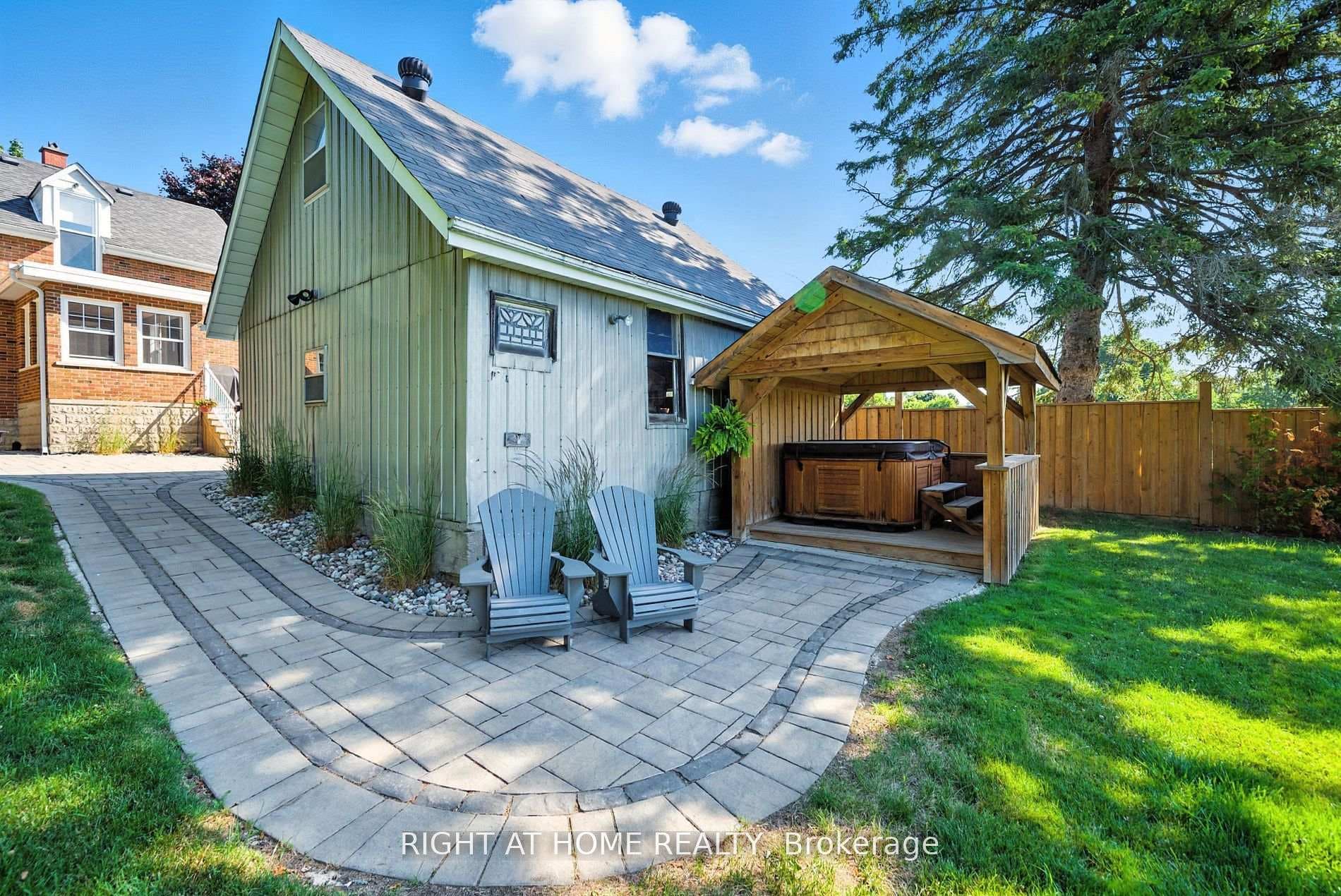 675 Myrtle Road photo 36