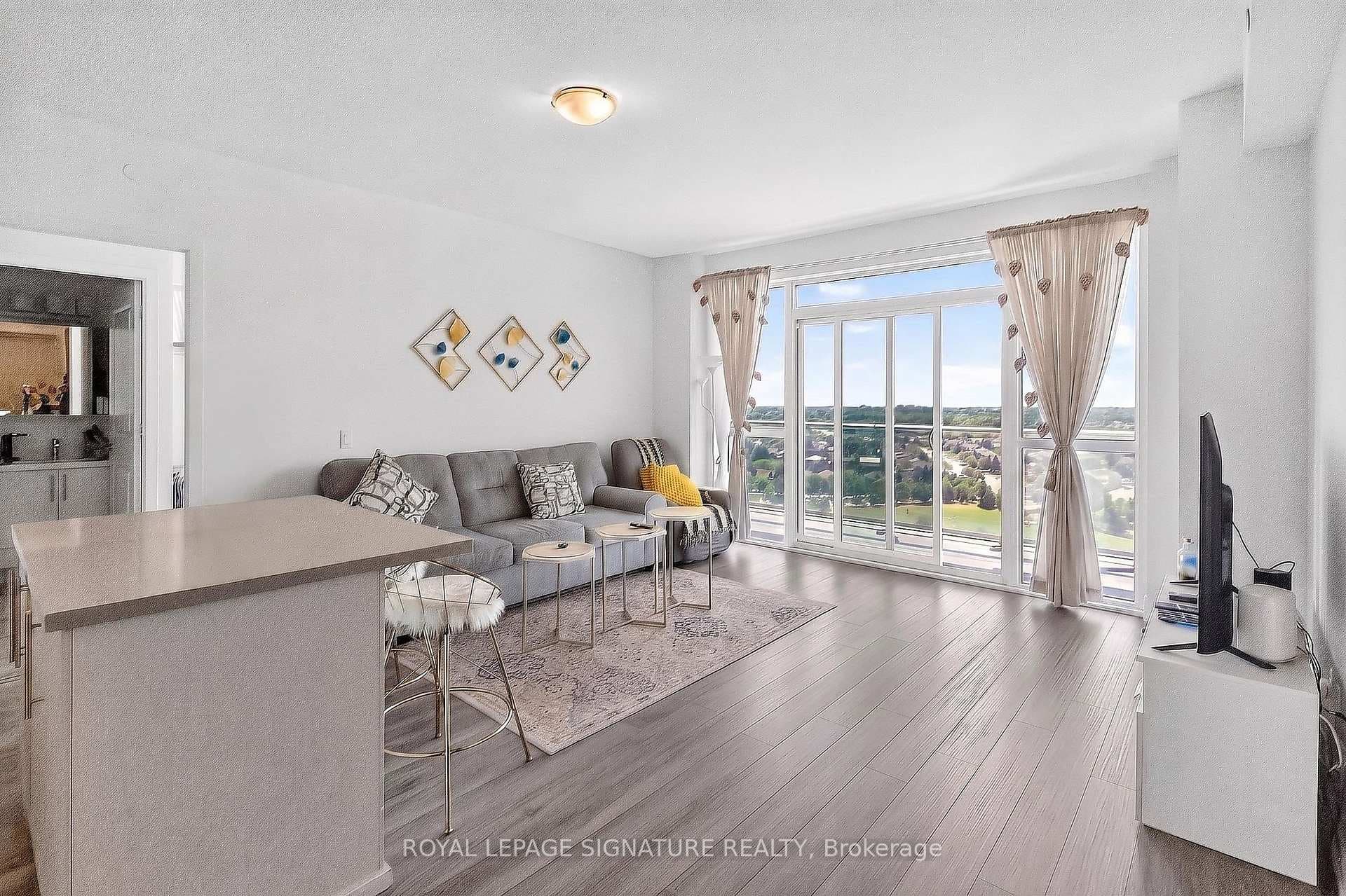 4699 Glen Erin Drive Unit 1504 photo 19