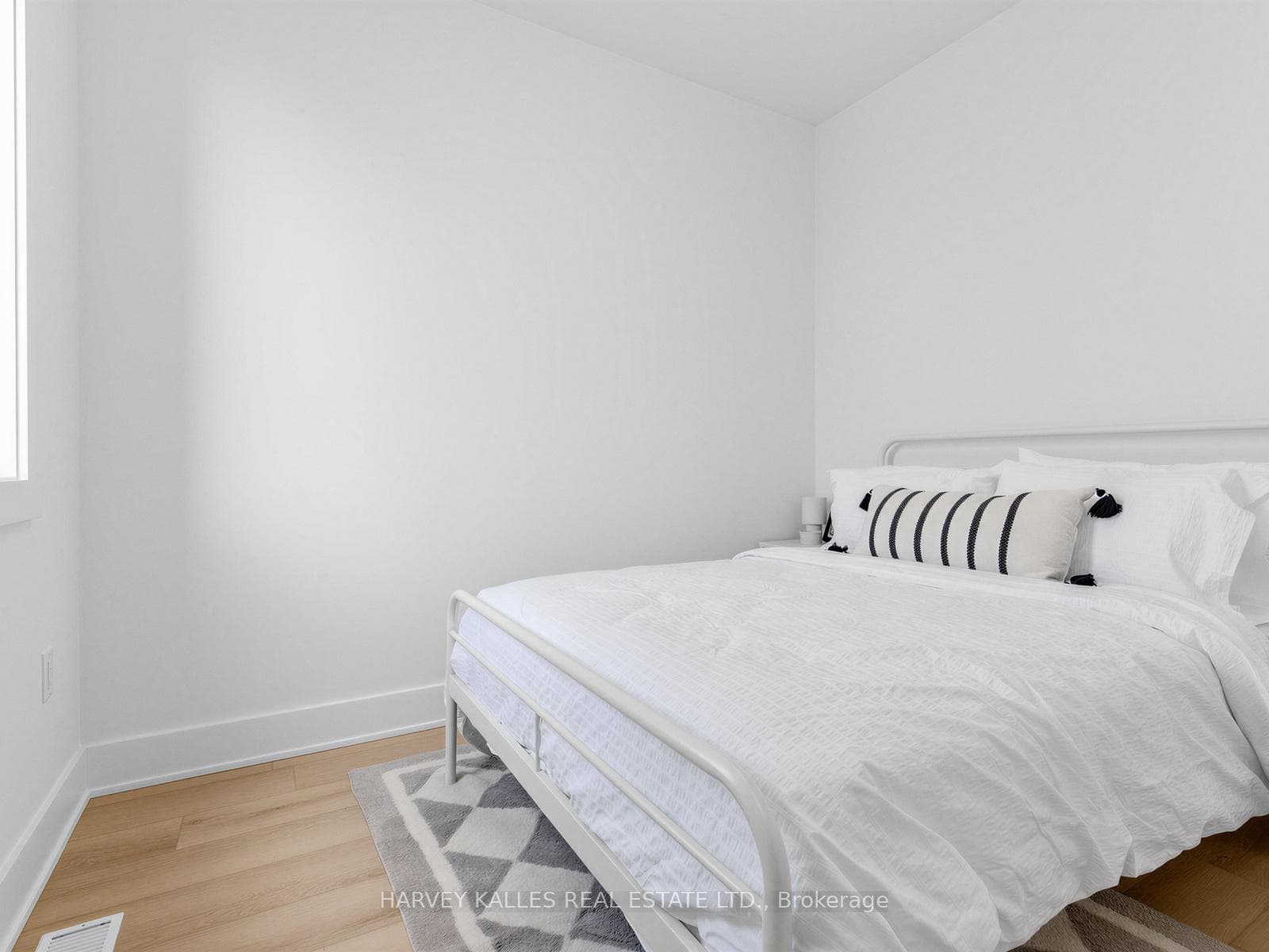 Bellevue - 2nd Bedroom