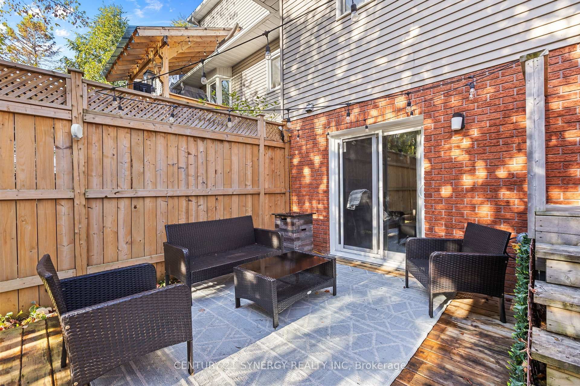 6 Berton Place photo 39