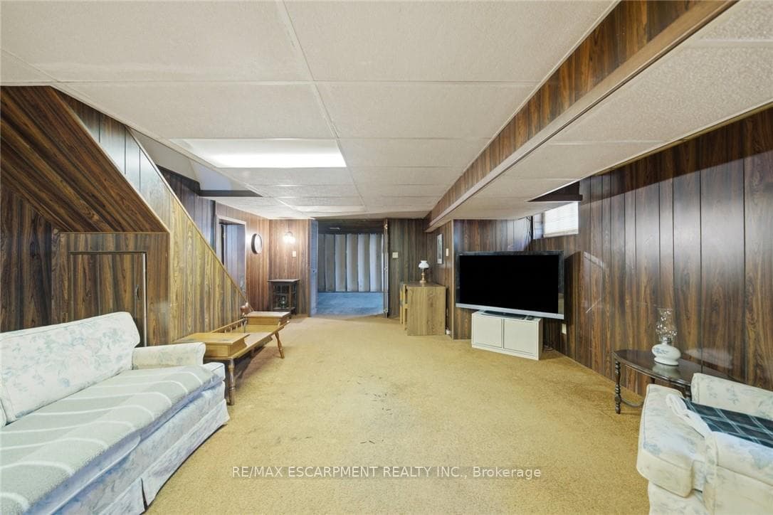 89 Charlotte Street photo 21