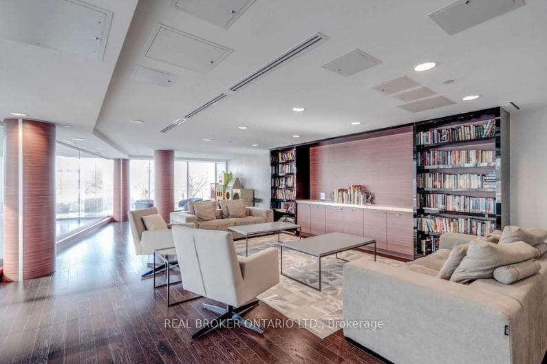 120 Bayview Avenue Unit S1302 photo 23