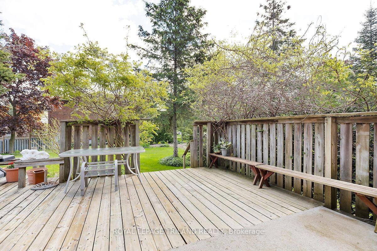 580 Rosecliffe Terrace photo 34