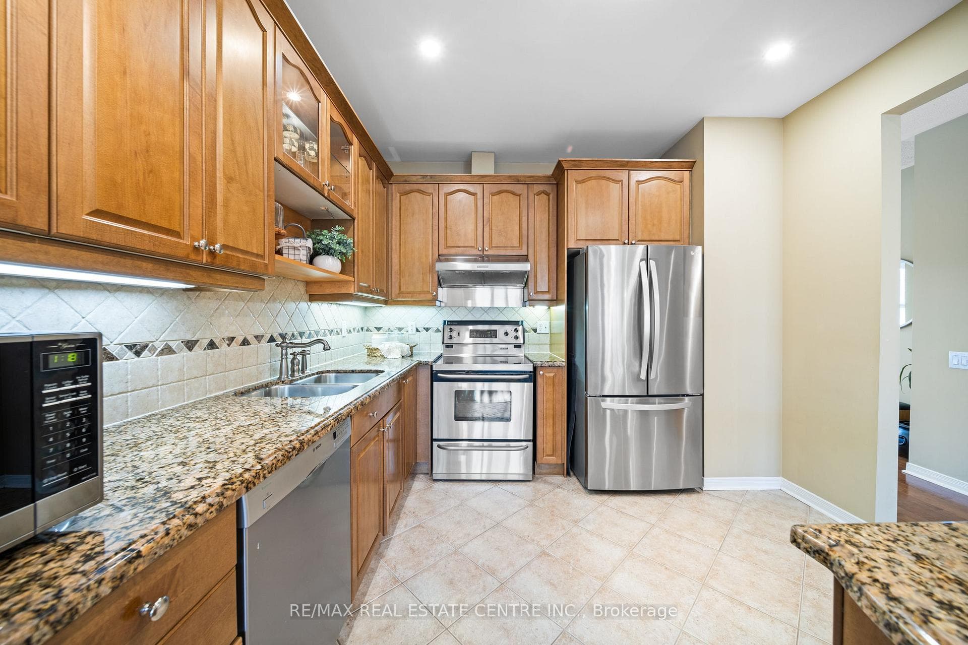 2243 Turnberry Road Unit 54 photo 16