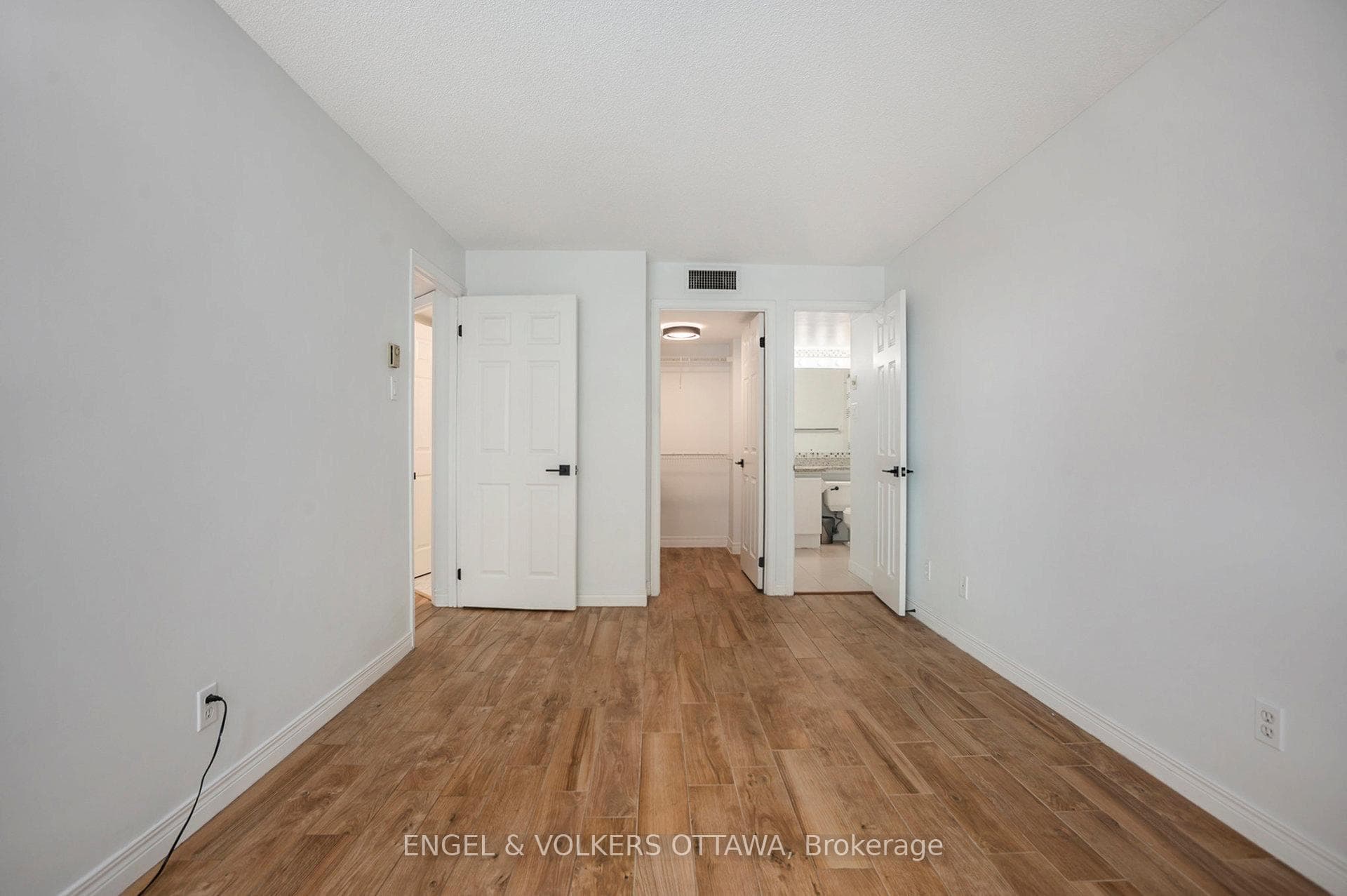 550 Cambridge Street Unit 507 photo 4
