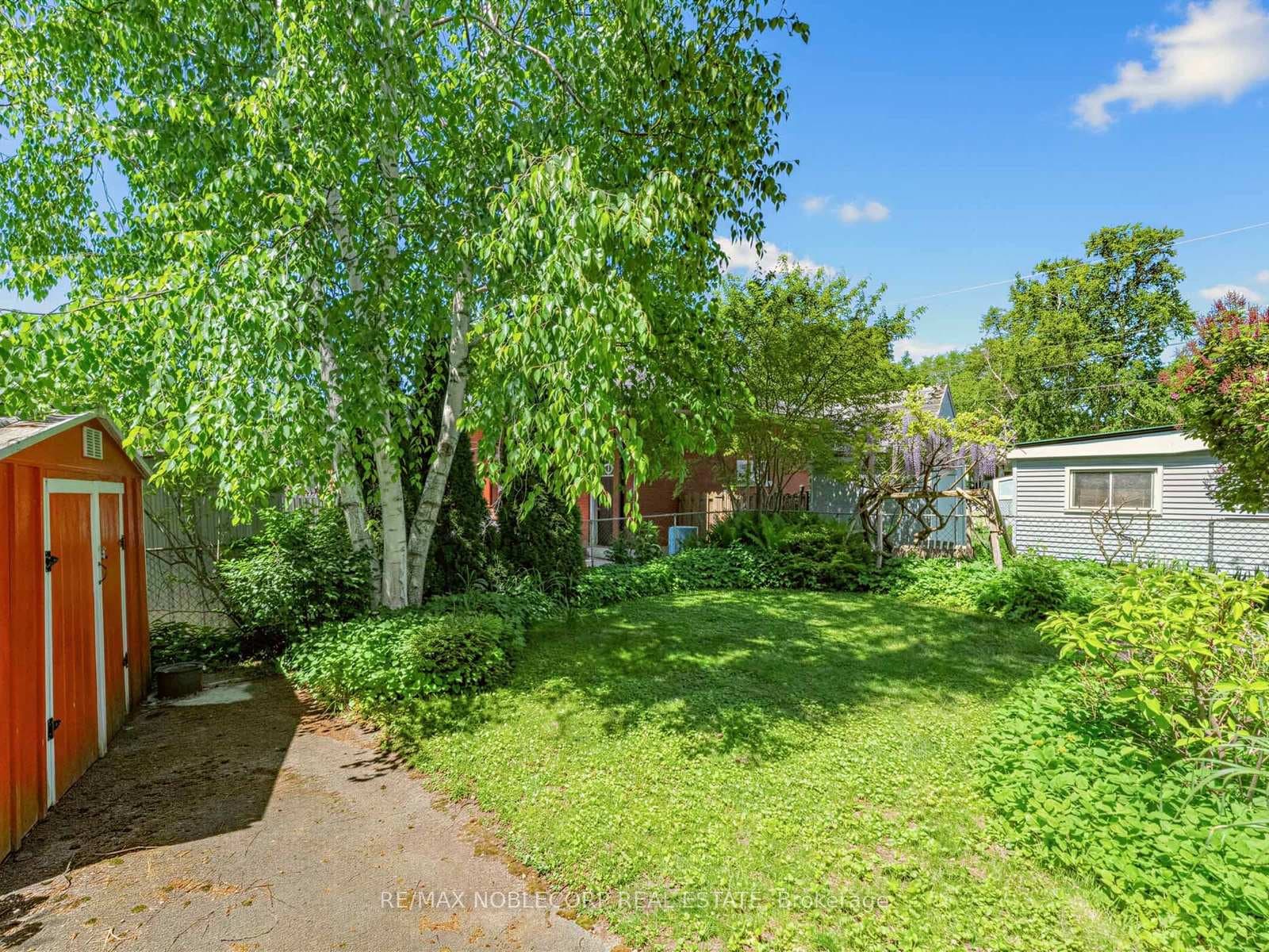 12 Bagot Street photo 26