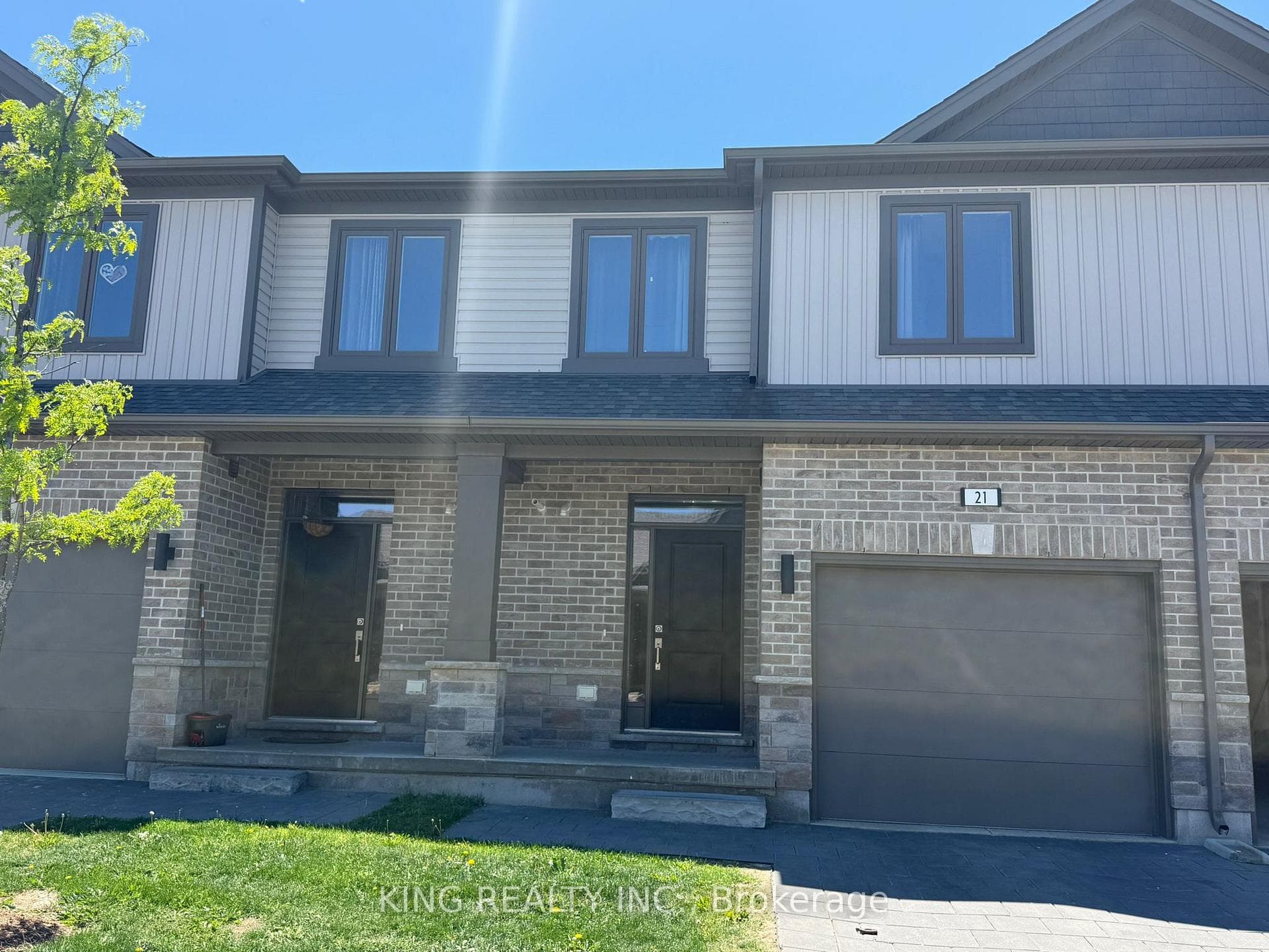 745 CHELTON Road Unit 21 photo 1