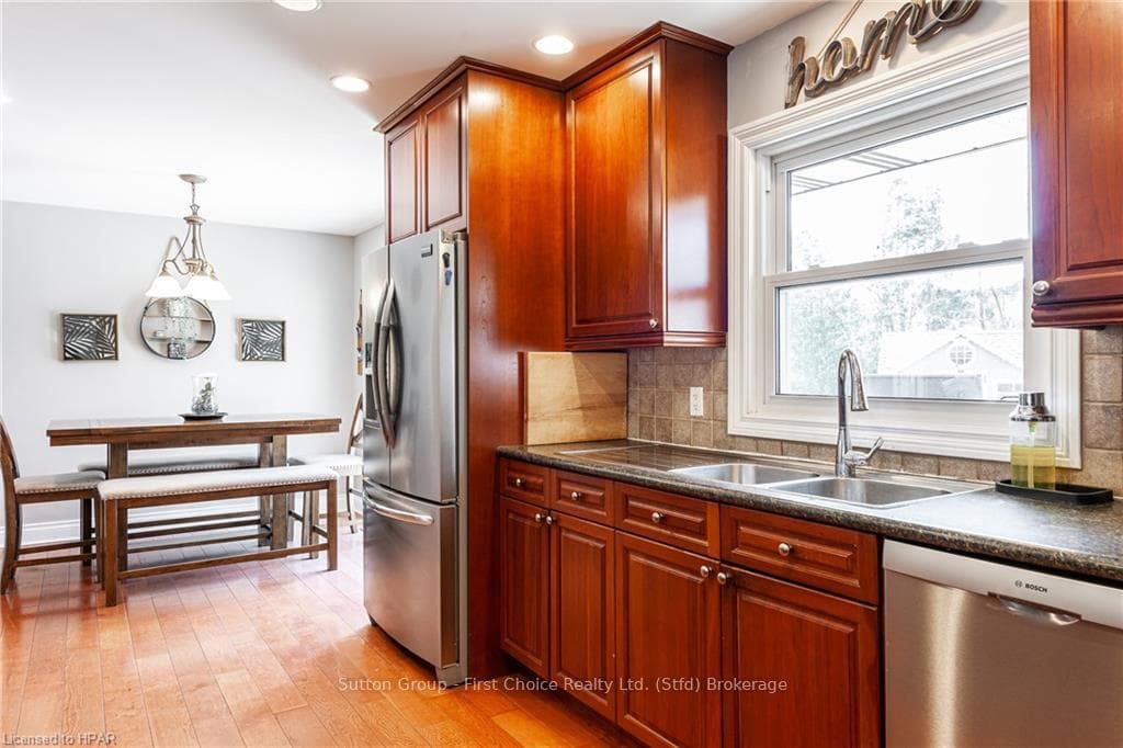 151 BRITANNIA Street photo 15